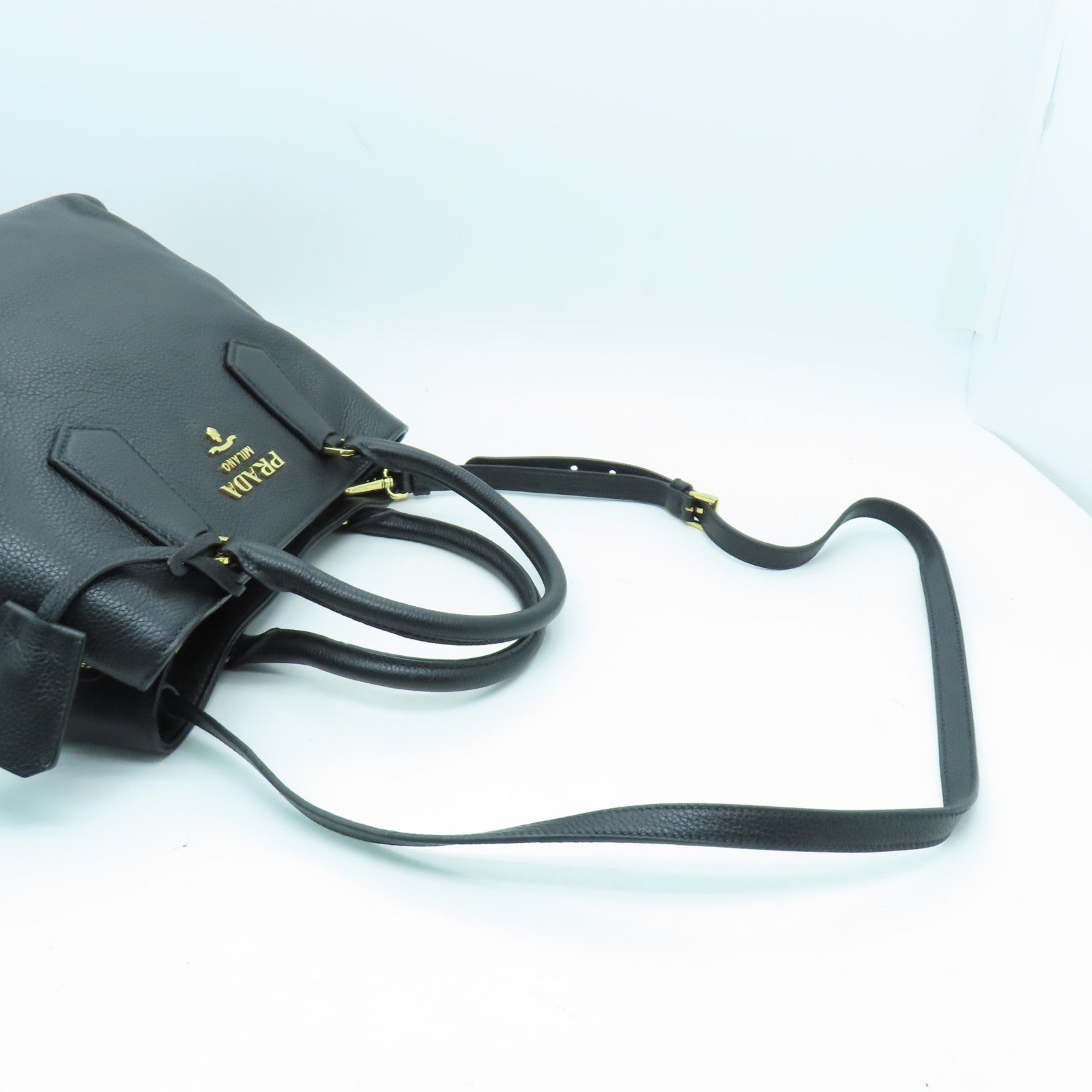 PRADA 牛皮皮革2 way Shoulder金扣手挽肩背兩用袋黑色