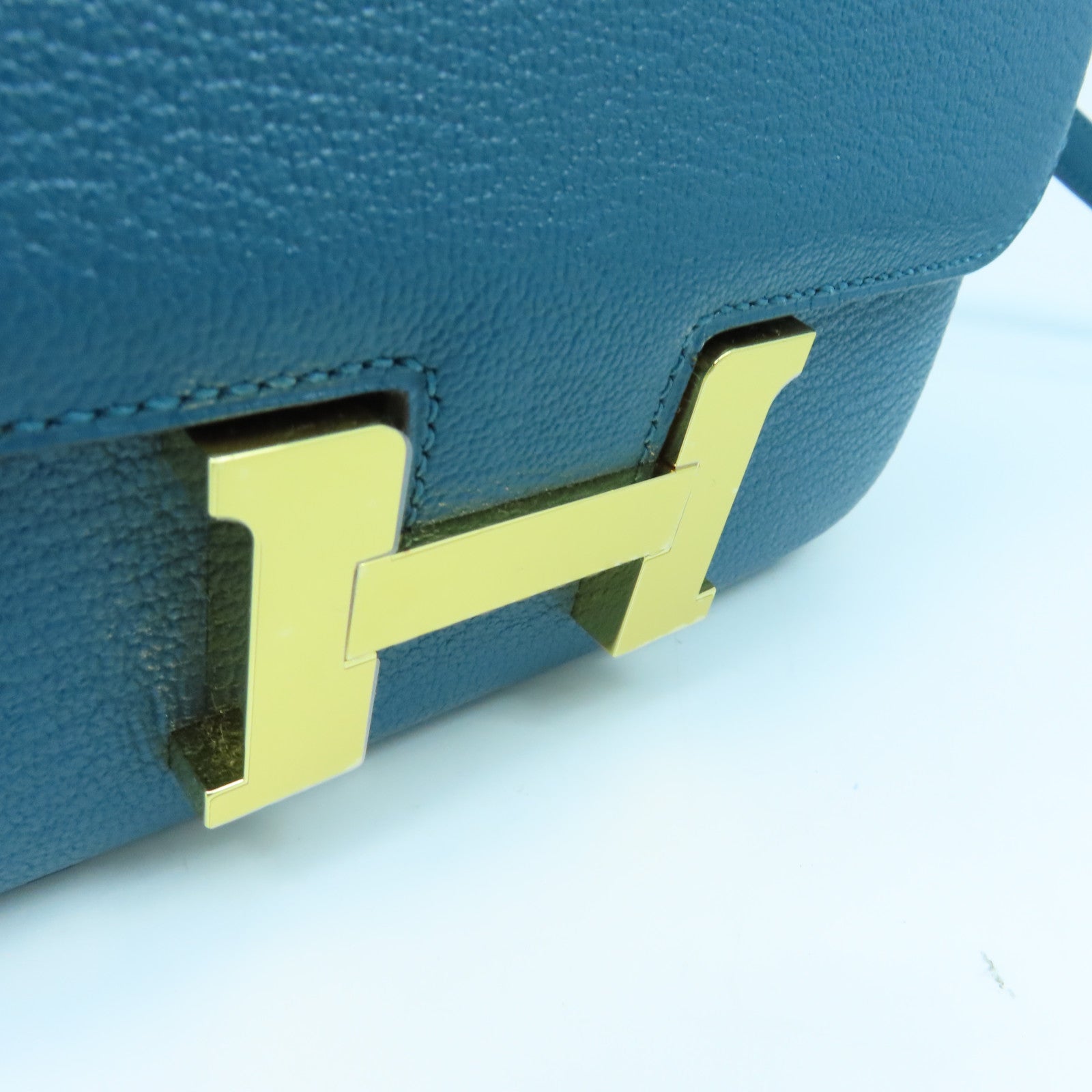 HERMES Mysore leather Constance Mini gold buckle handle shoulder bag green