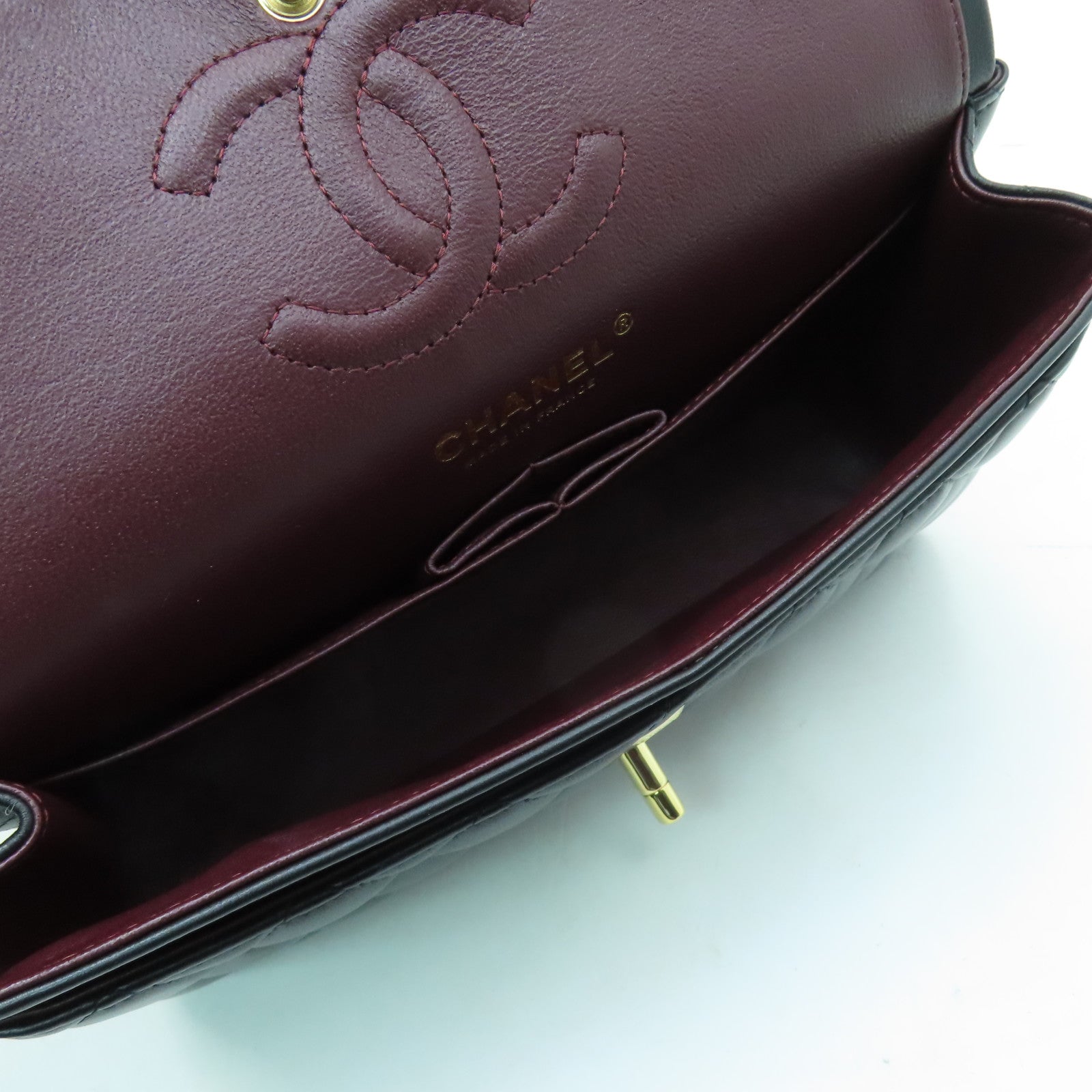 CHANEL 菱格羊皮皮革Classic 23金扣鏈帶肩背袋黑色