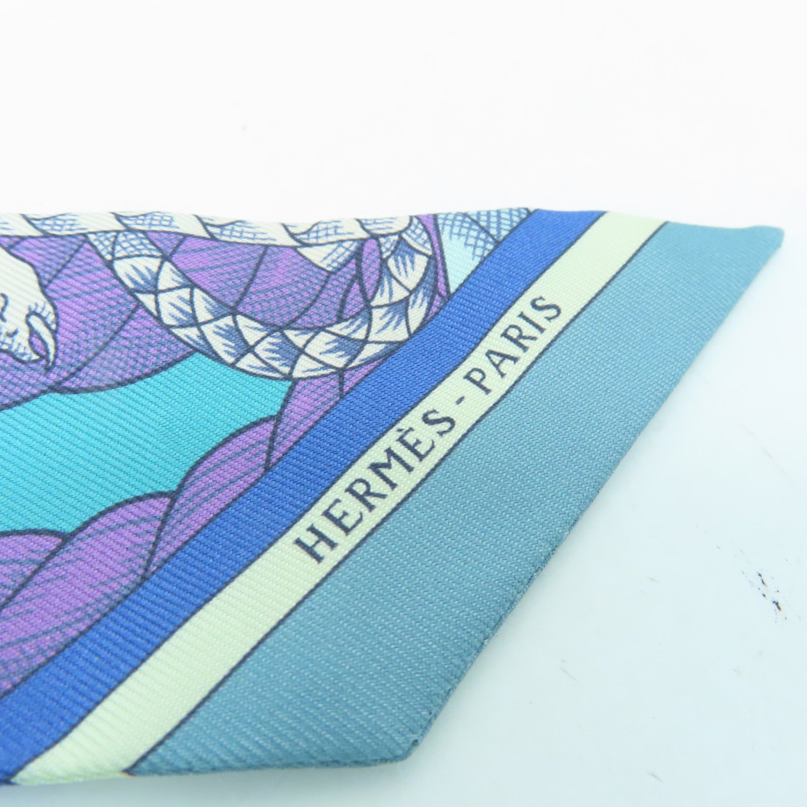 HERMES 丝质Twilly丝巾浅蓝色/彩色