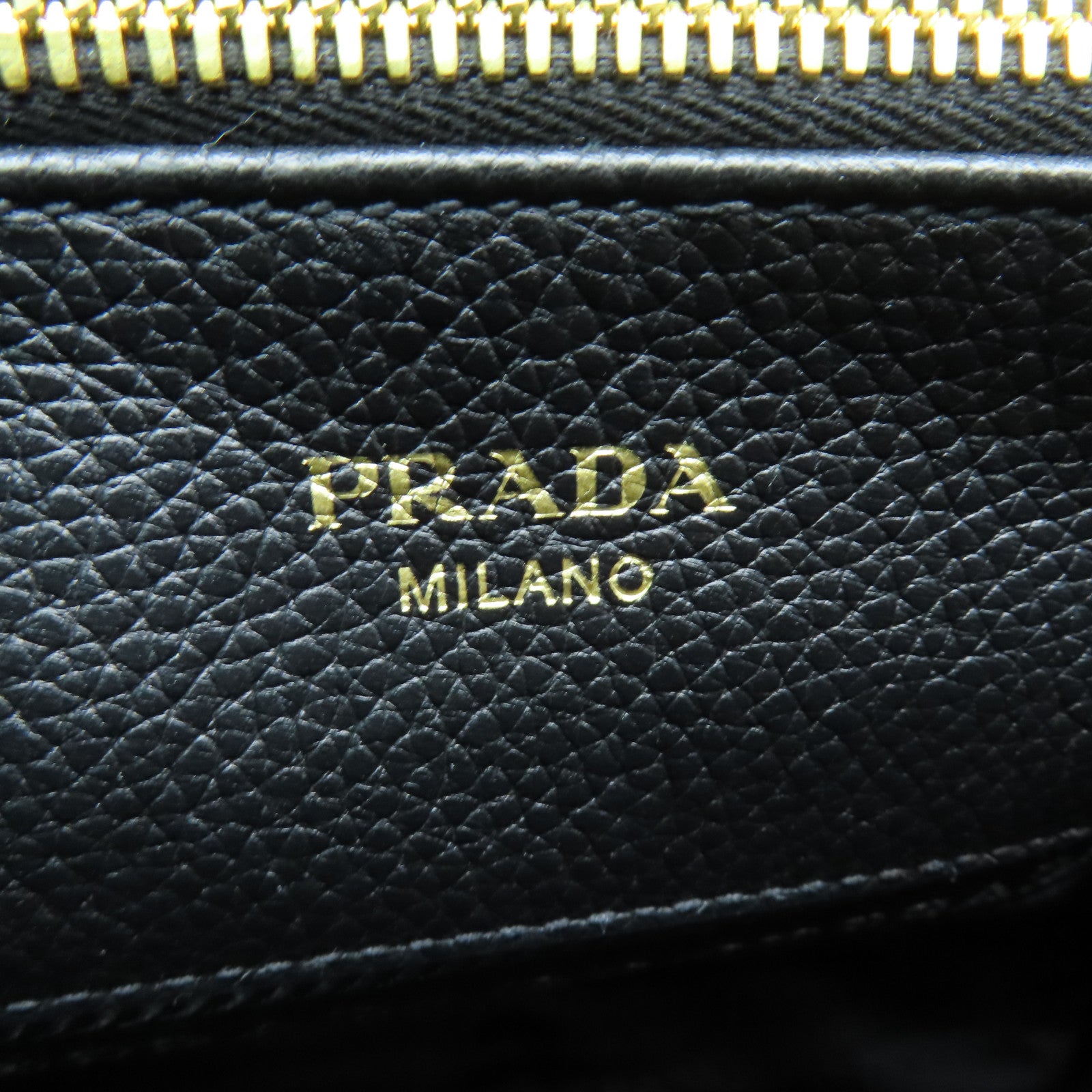 PRADA 牛皮皮革2 way Shoulder金扣手挽肩背兩用袋黑色