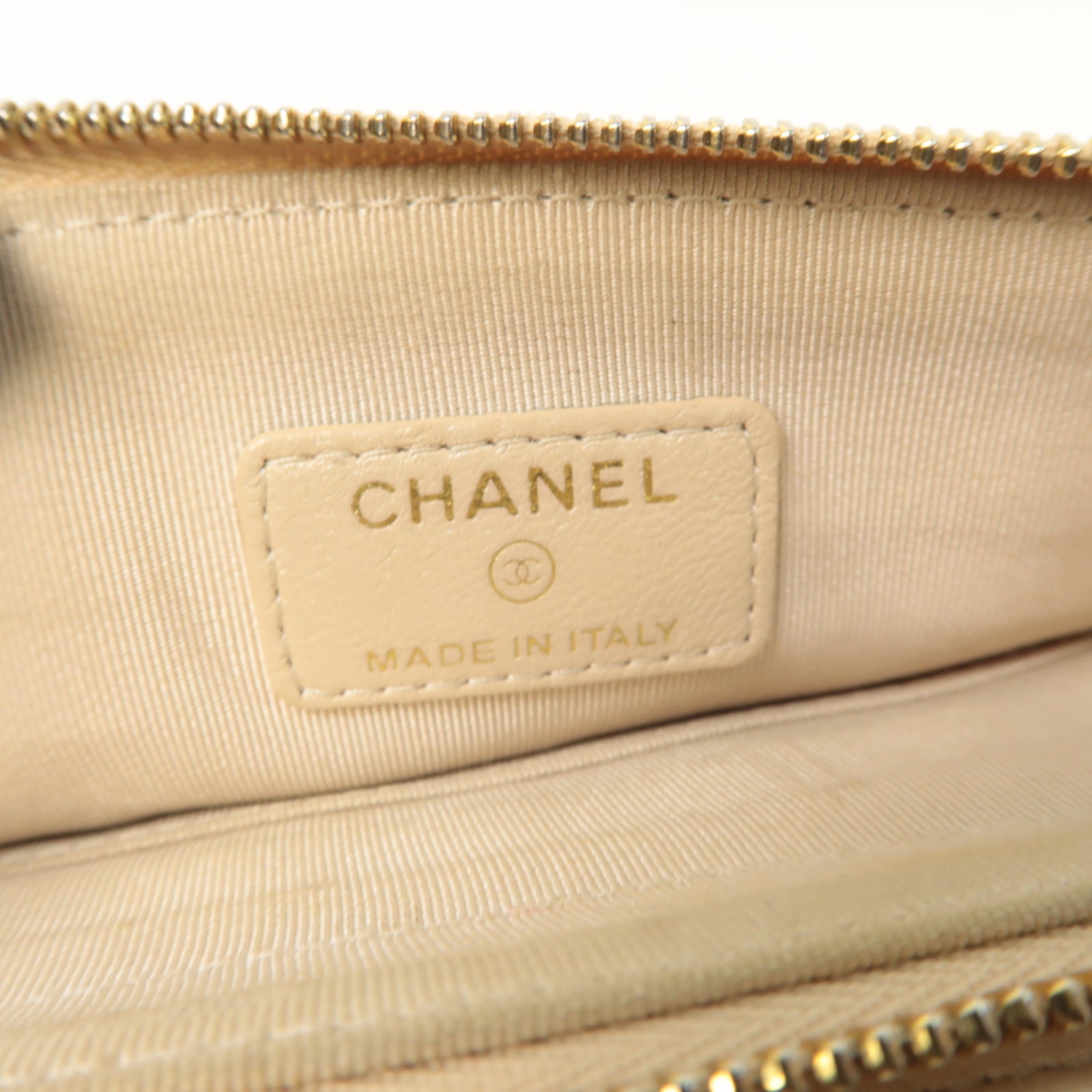 CHANEL 菱格牛皮皮革Chain Shoulder Bag金扣鏈帶肩背袋米色