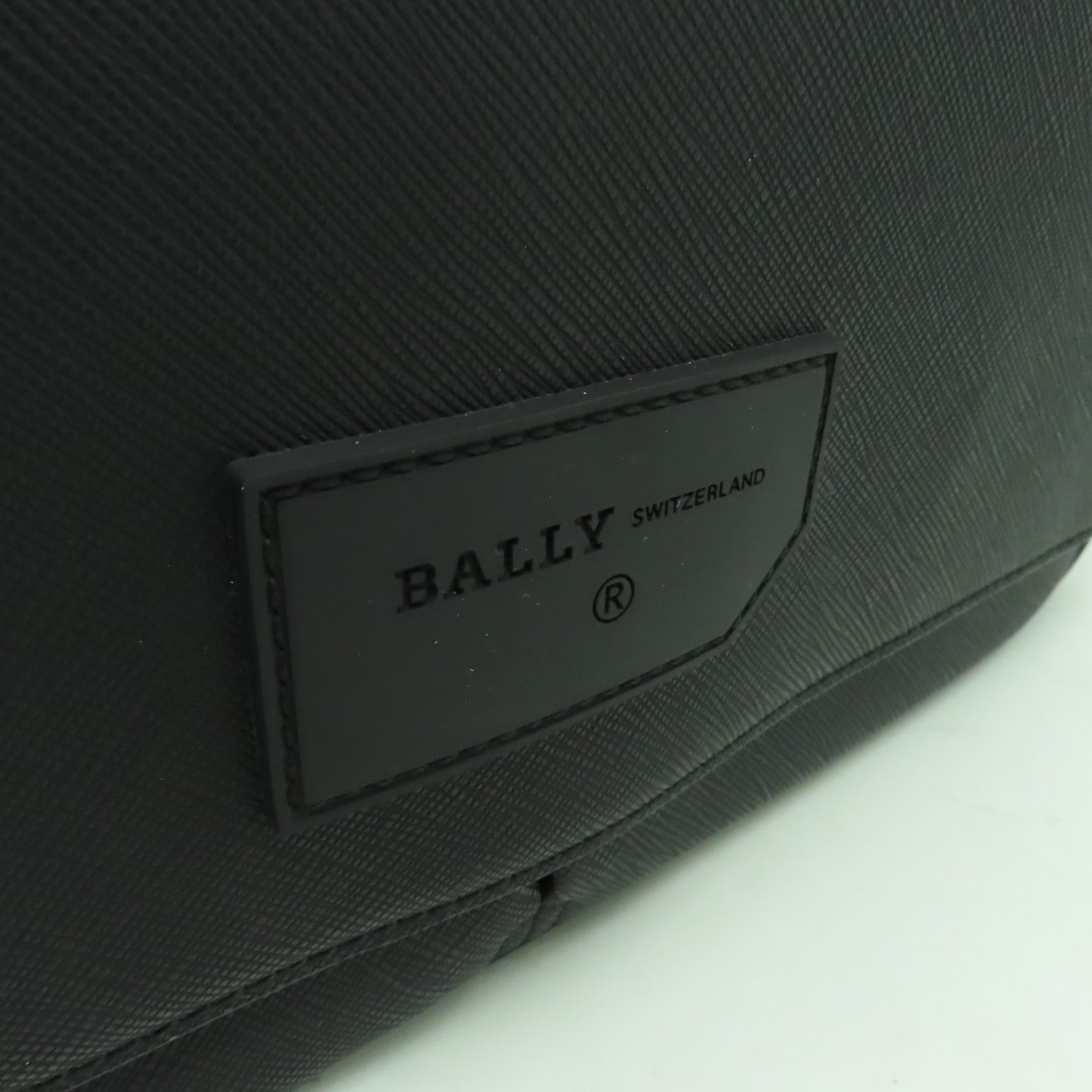 BALLY 塗層帆布Shoulder Bag銀扣肩背袋黑色