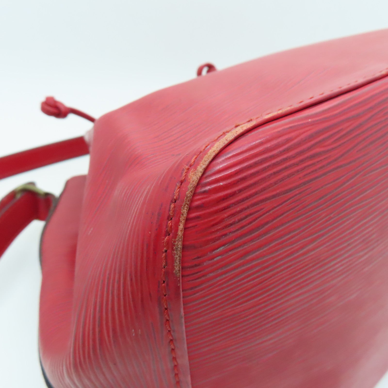 LOUIS VUITTON 【激減優惠】Epi Noe金扣肩背袋紅色