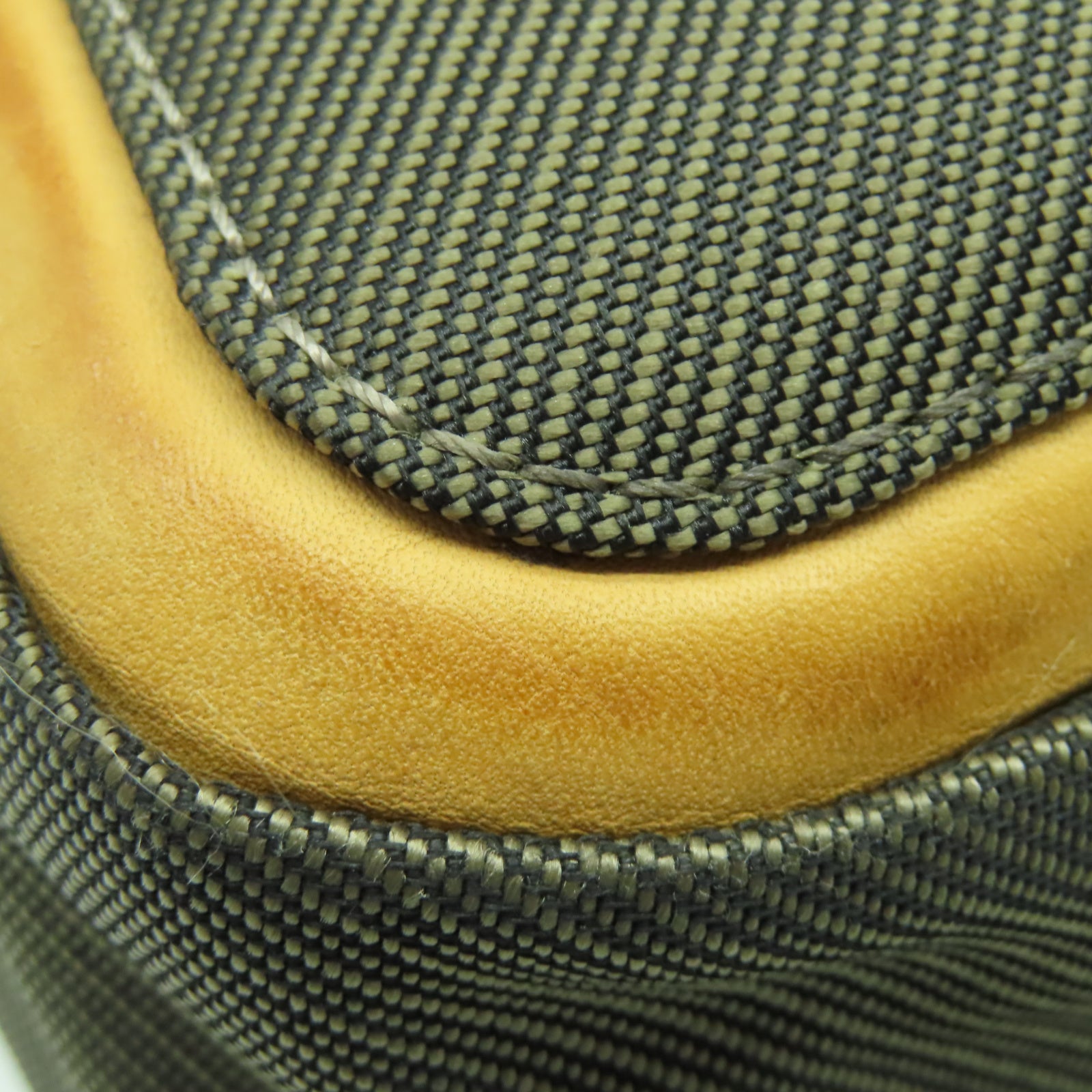 LOUIS VUITTON Damier Geant Mesaje NM銀扣肩背袋棕色