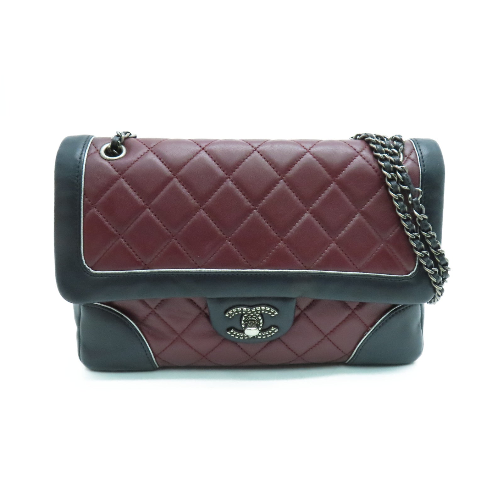 CHANEL diamond lambskin leather Chain Shoulder silver buckle shoulder bag black / maroon