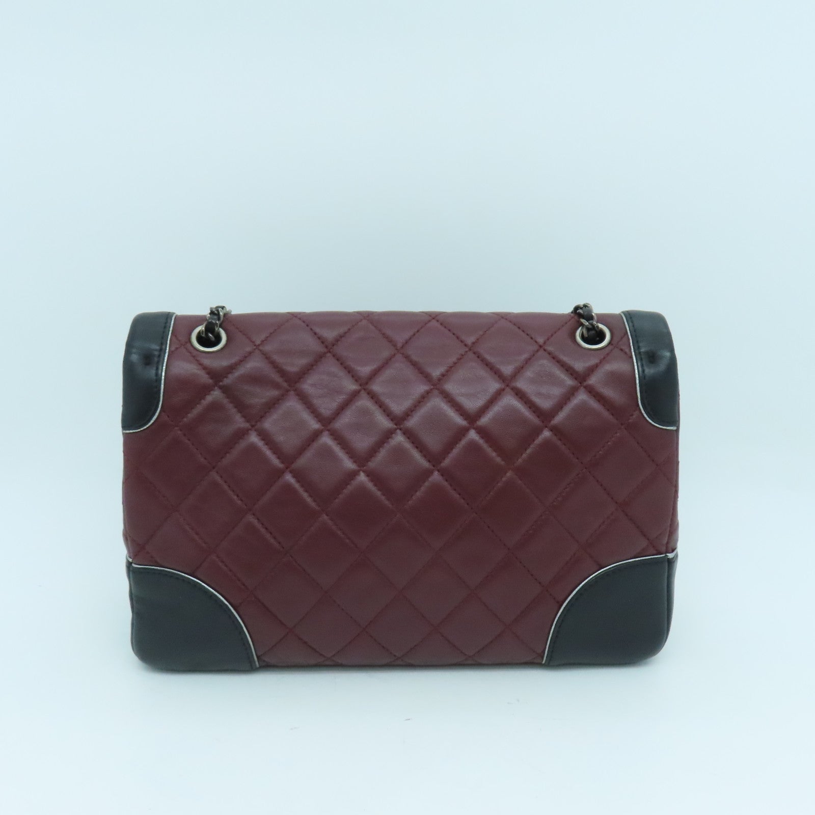 CHANEL diamond lambskin leather Chain Shoulder silver buckle shoulder bag black / maroon