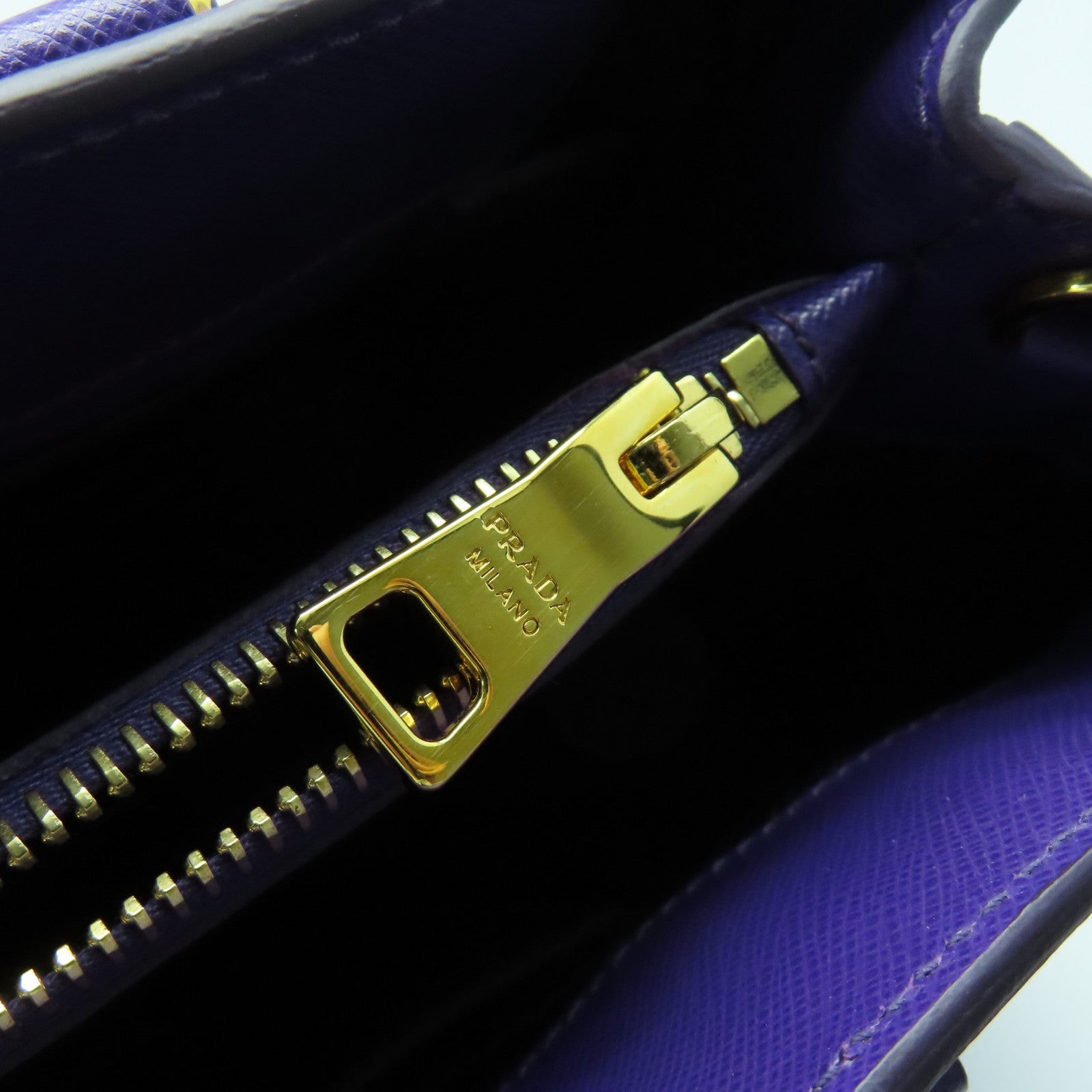 PRADA 牛皮皮革Shoulder Bag金扣手挽肩背兩用袋紫色