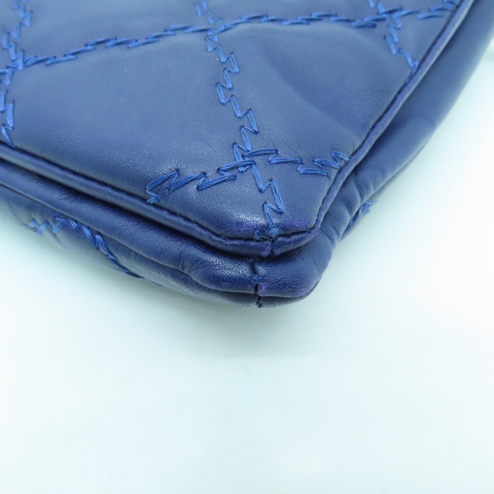 CHANEL 菱格羊皮皮革Chain Shoulder銀扣肩背袋藍色