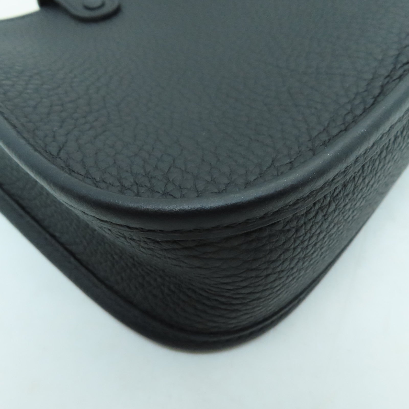 HERMES Clemence皮革Evelyne TPM金扣肩背袋黑色