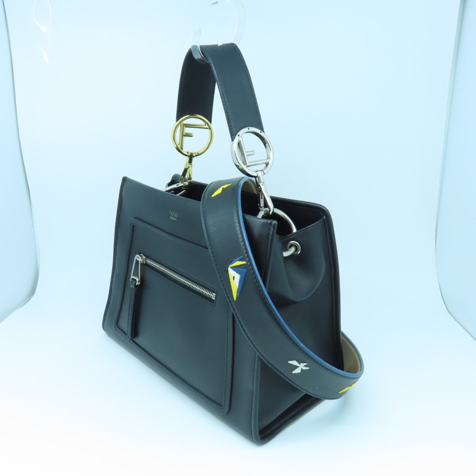 FENDI Cowhide Leather Runaway Gold Buckle/Silver Buckle Handle Shoulder Bag Black