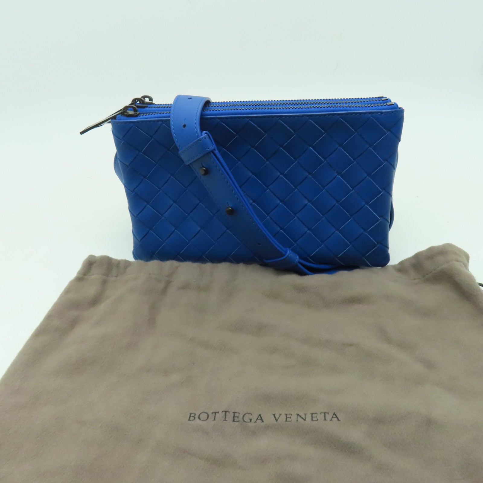 BOTTEGA VENETA 織紋皮革Shoulder Bag黑扣肩背袋藍色