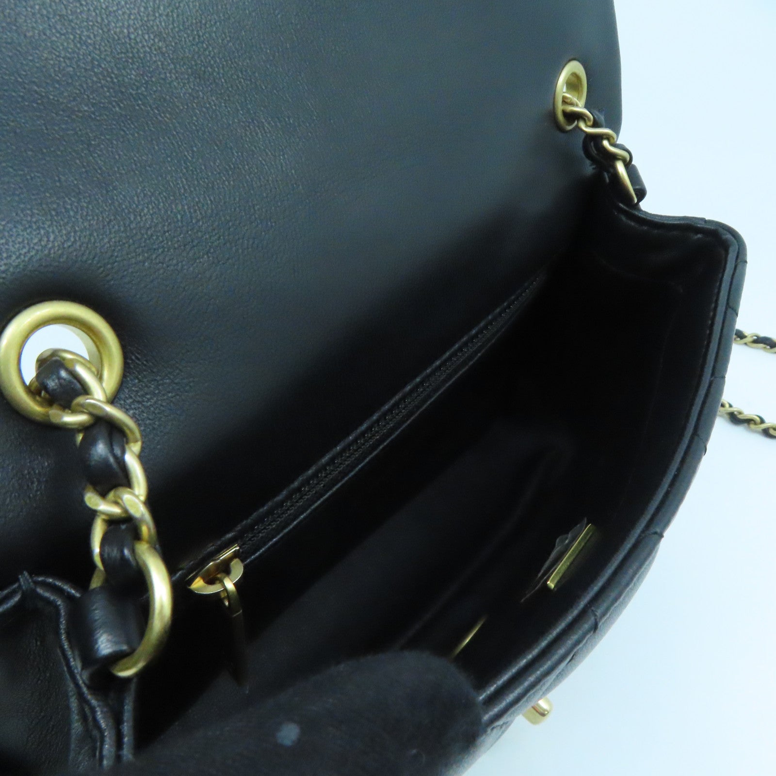 CHANEL rhombic cowhide leather Chain Shoulder Bag gold buckle chain shoulder bag black