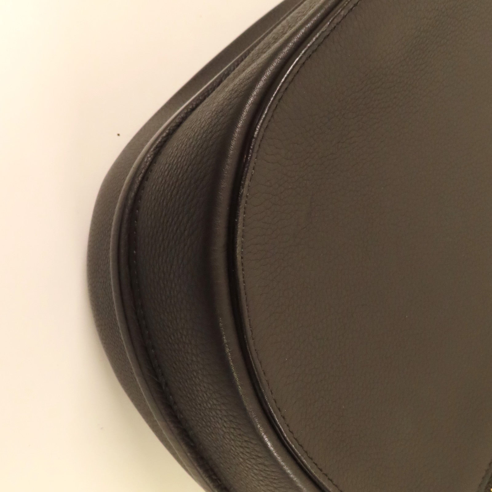 CELINE 牛皮皮革Shoulder Bag金扣肩背袋灰色