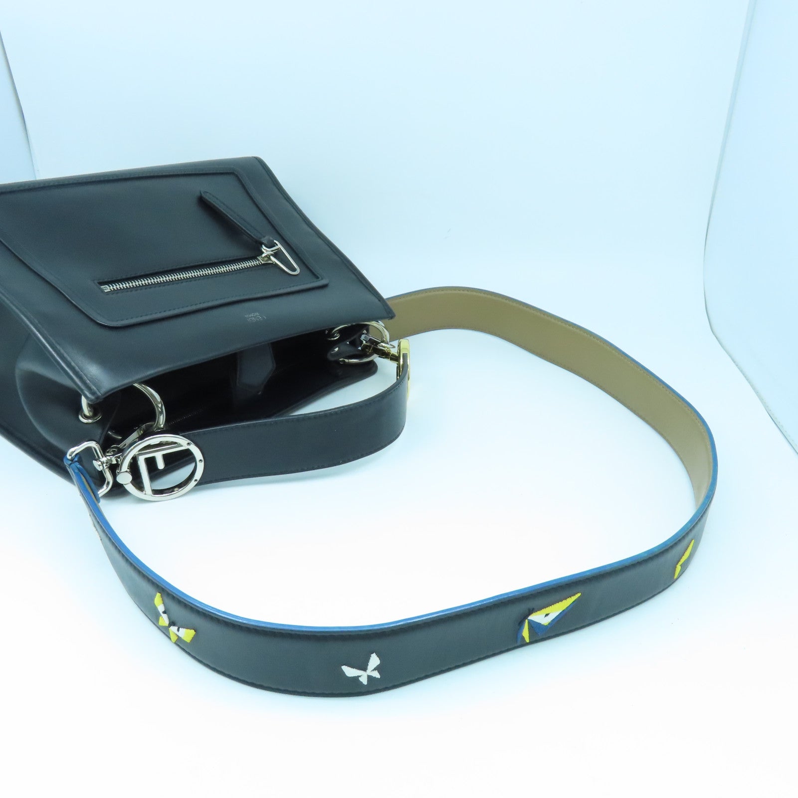 FENDI Cowhide Leather Runaway Gold Buckle/Silver Buckle Handle Shoulder Bag Black