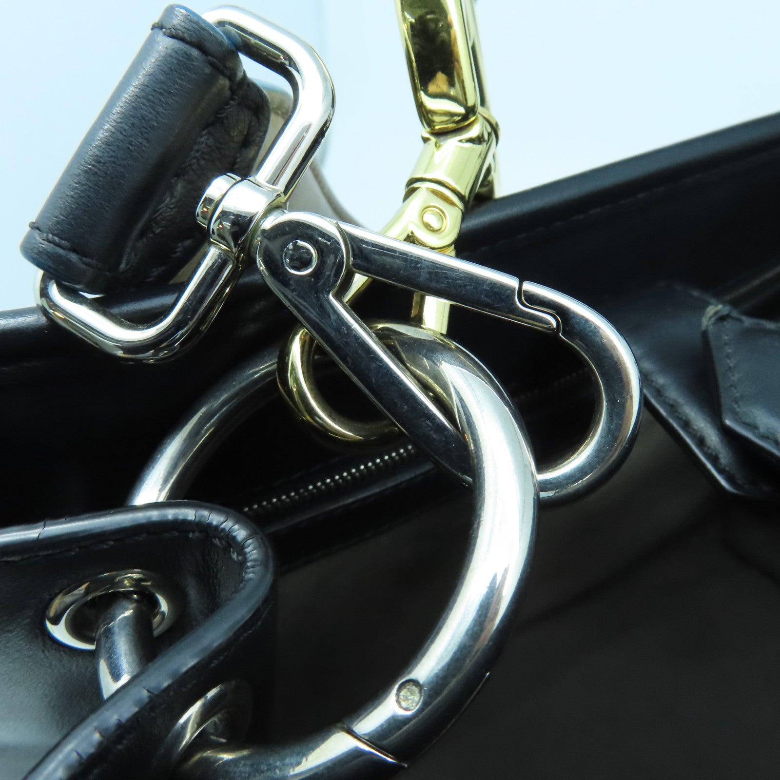 FENDI Cowhide Leather Runaway Gold Buckle/Silver Buckle Handle Shoulder Bag Black