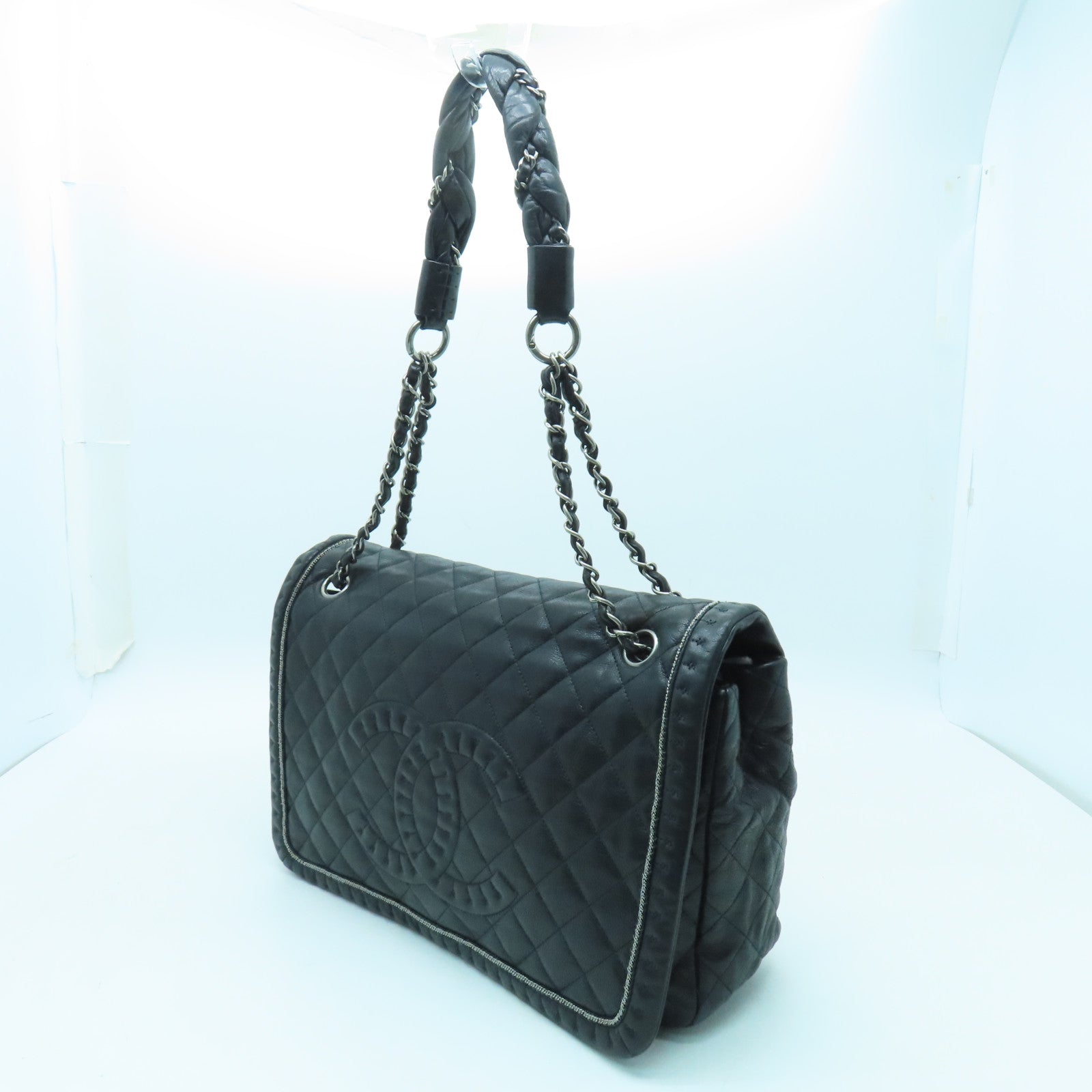 CHANEL 【激減優惠】菱格牛皮皮革Shoulder Bag銀扣肩背袋黑色