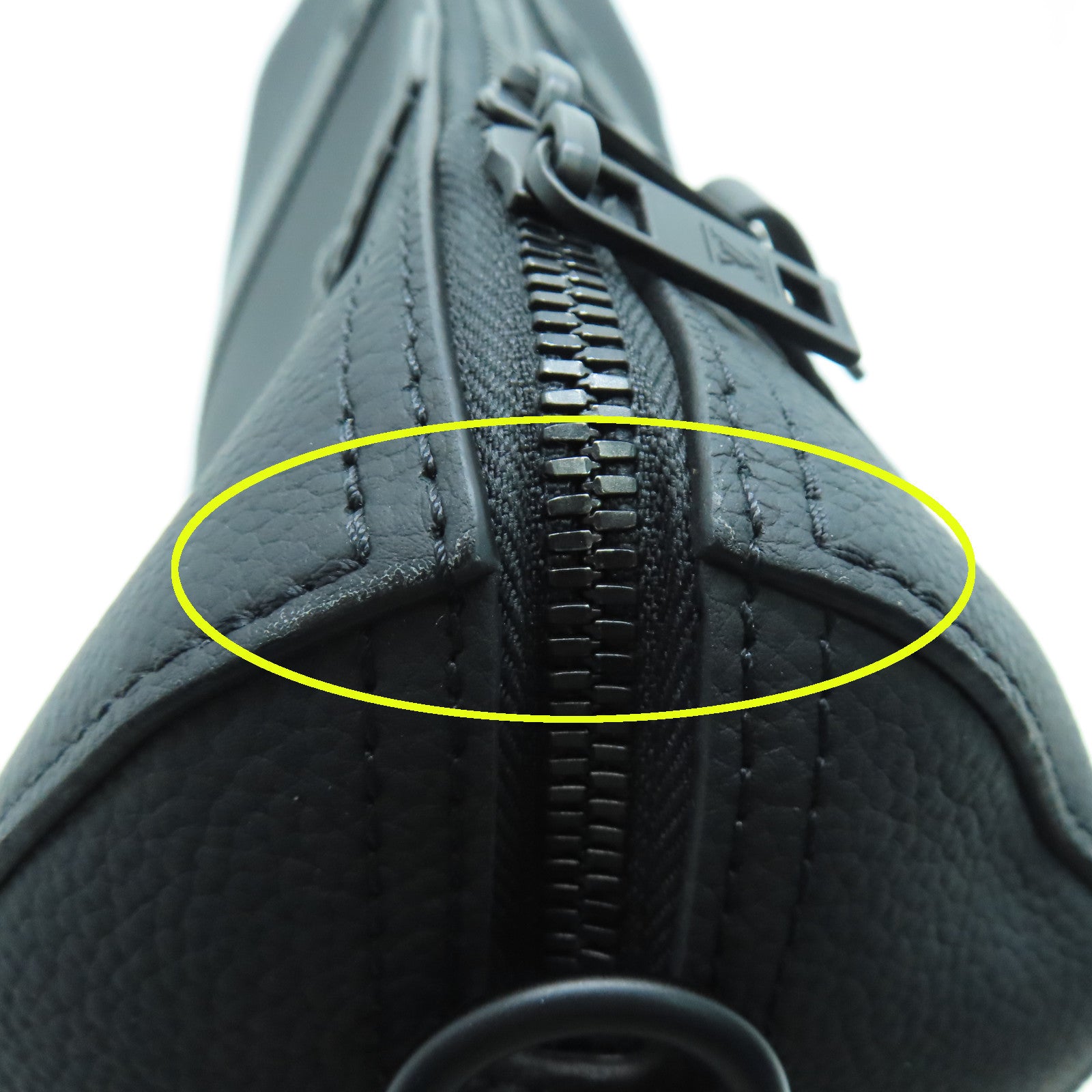 LOUIS VUITTON Aerogram City Keepall肩背袋黑色