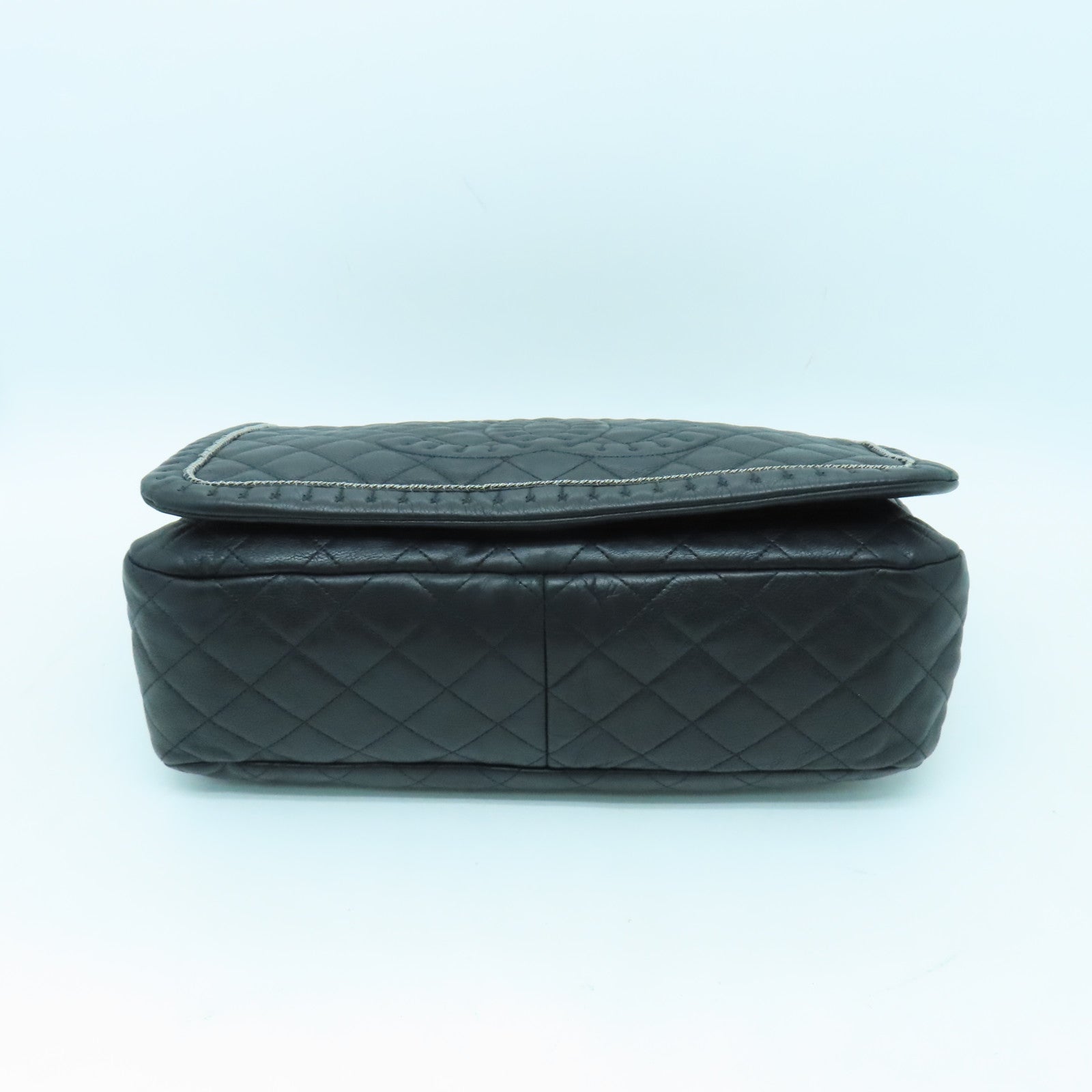 CHANEL 【激減優惠】菱格牛皮皮革Shoulder Bag銀扣肩背袋黑色