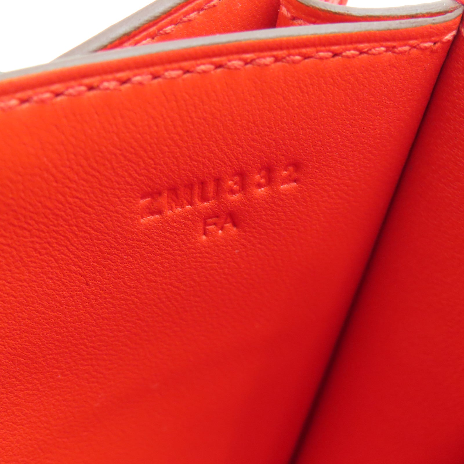 HERMES 【激减优惠】Epsom皮革Constace Mini银扣肩背袋Capucine/红色