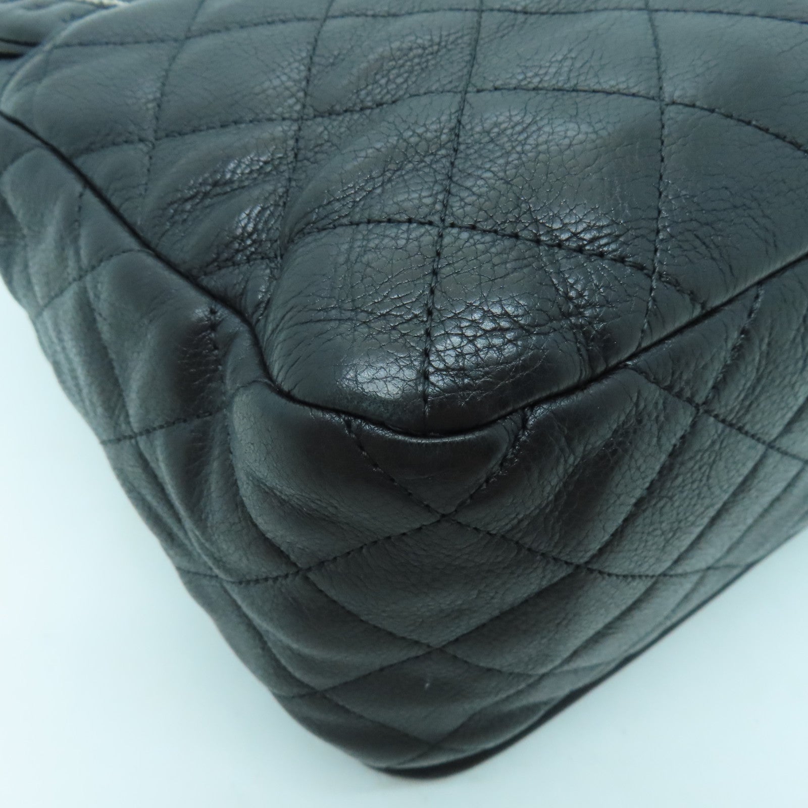 CHANEL 【激減優惠】菱格牛皮皮革Shoulder Bag銀扣肩背袋黑色