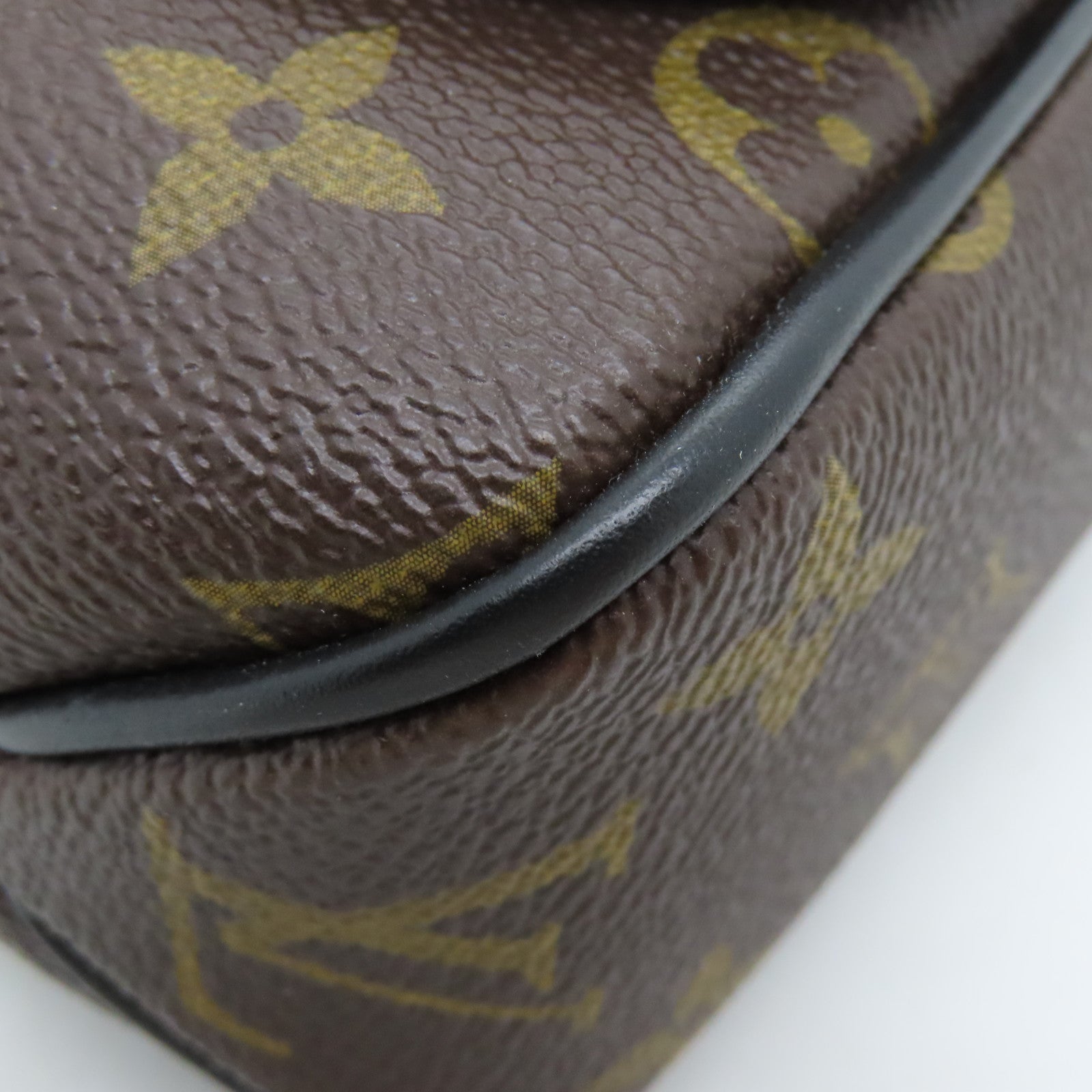 LOUIS VUITTON Monogram District PM銀扣肩背袋棕色