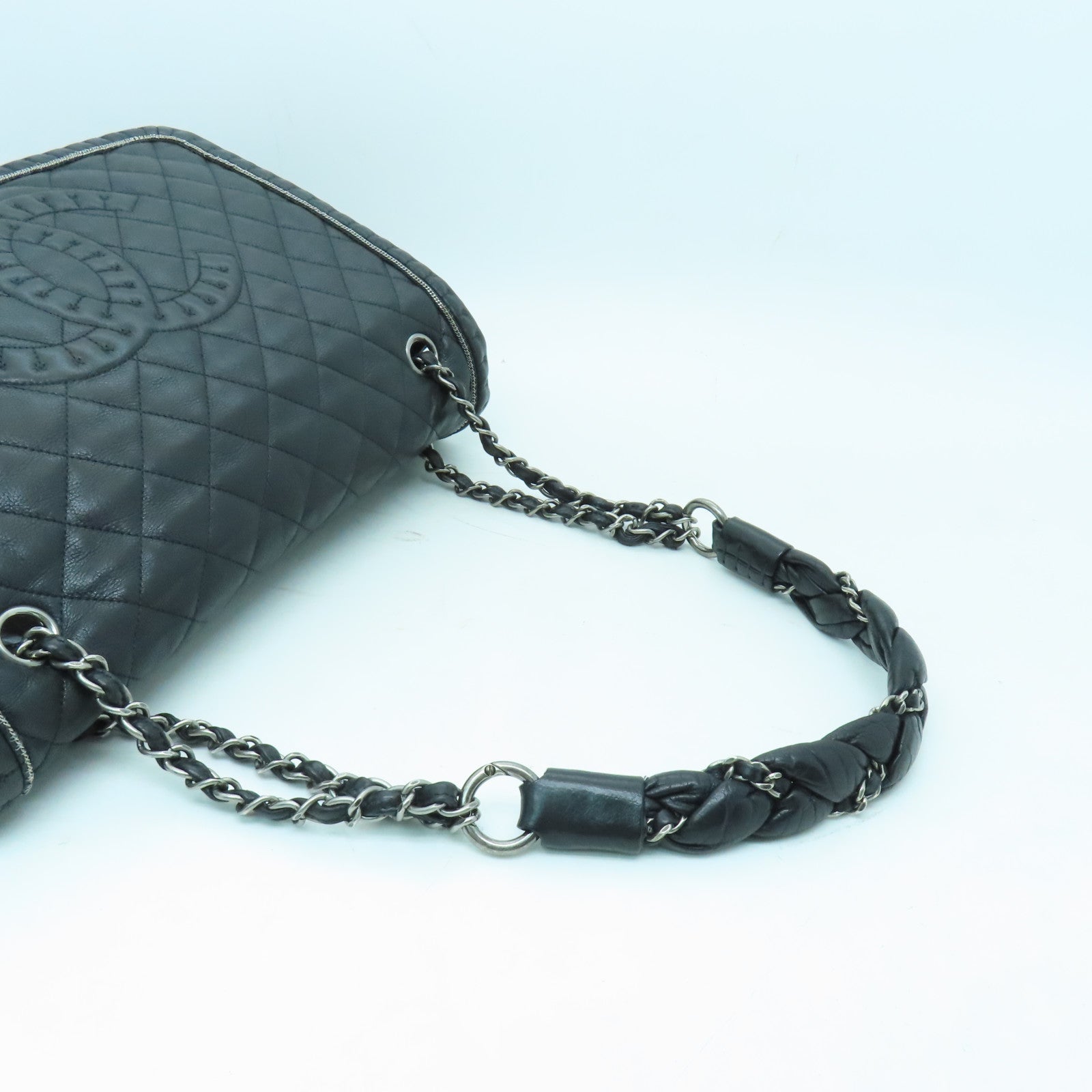 CHANEL 【激減優惠】菱格牛皮皮革Shoulder Bag銀扣肩背袋黑色