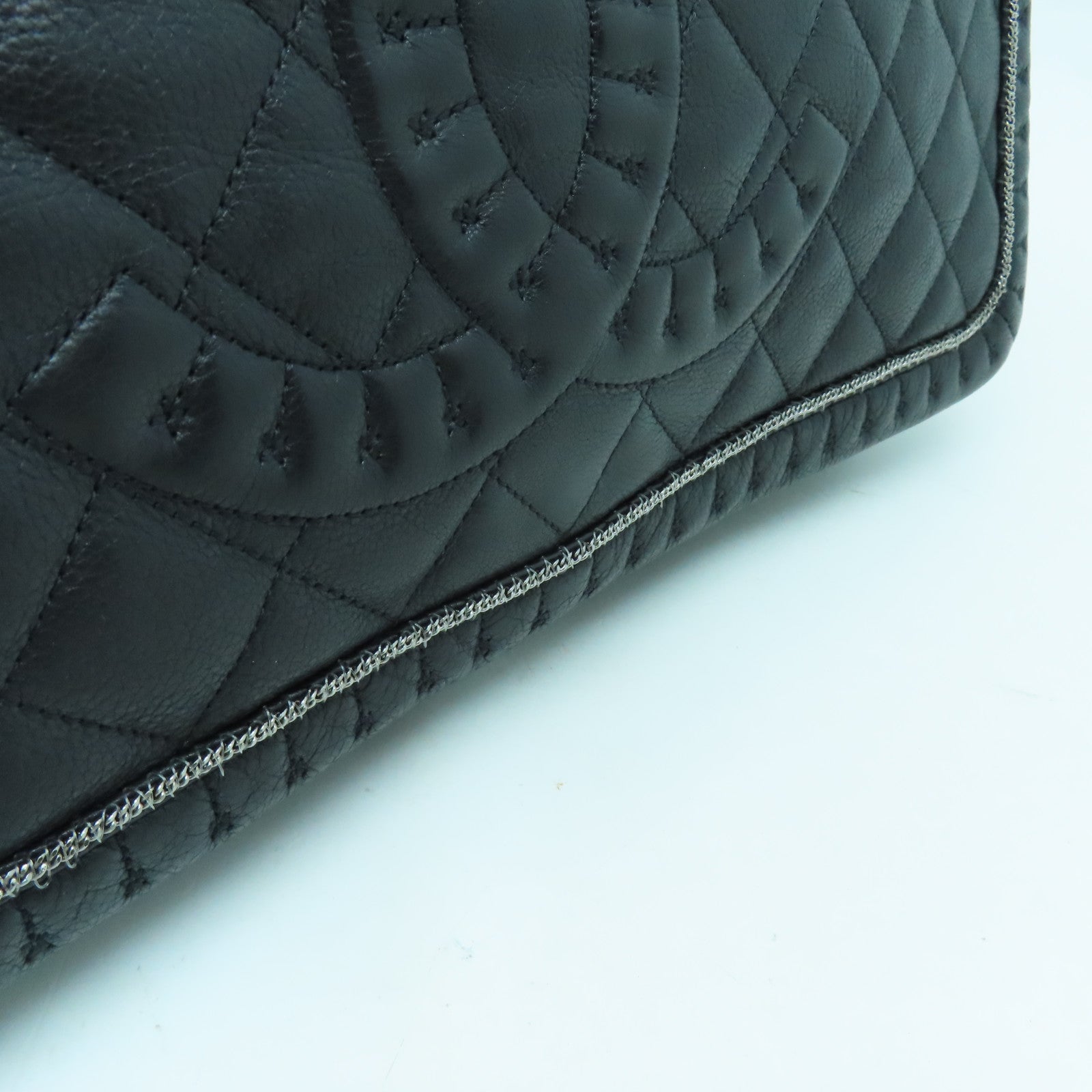 CHANEL 【激減優惠】菱格牛皮皮革Shoulder Bag銀扣肩背袋黑色