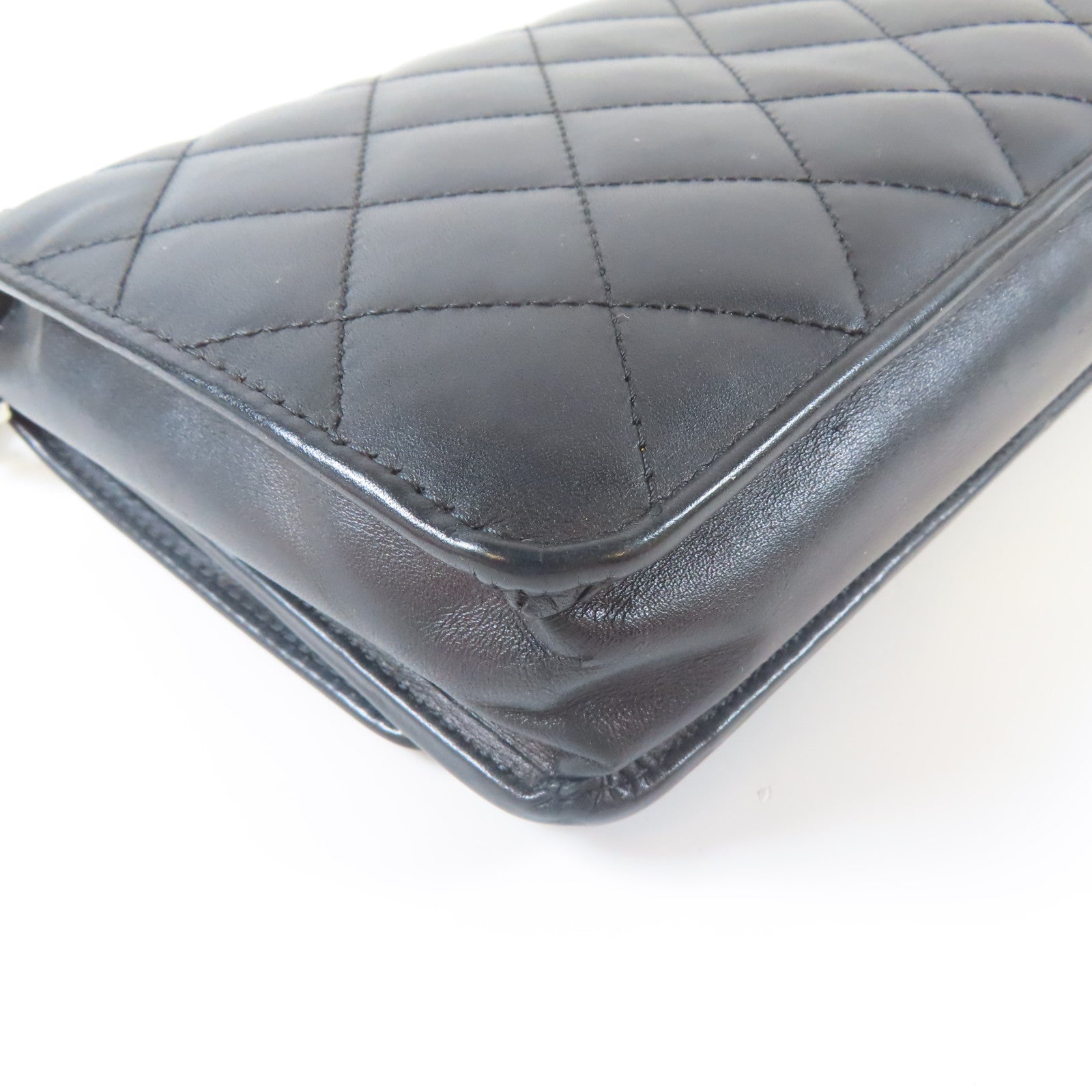 CHANEL 菱格牛皮皮革Cambon Wallet On Chain銀扣鏈帶肩背袋黑色