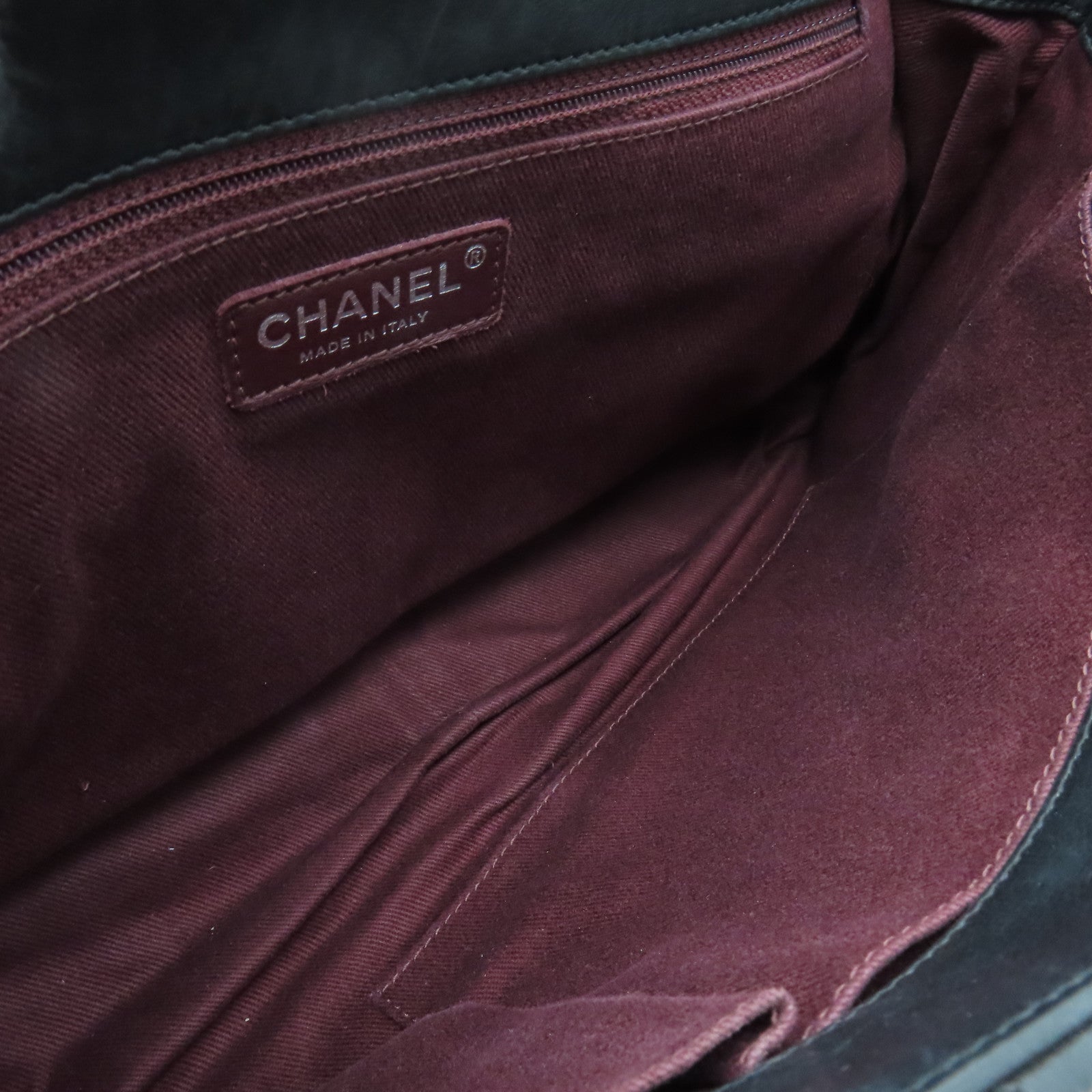 CHANEL 【激減優惠】菱格牛皮皮革Shoulder Bag銀扣肩背袋黑色