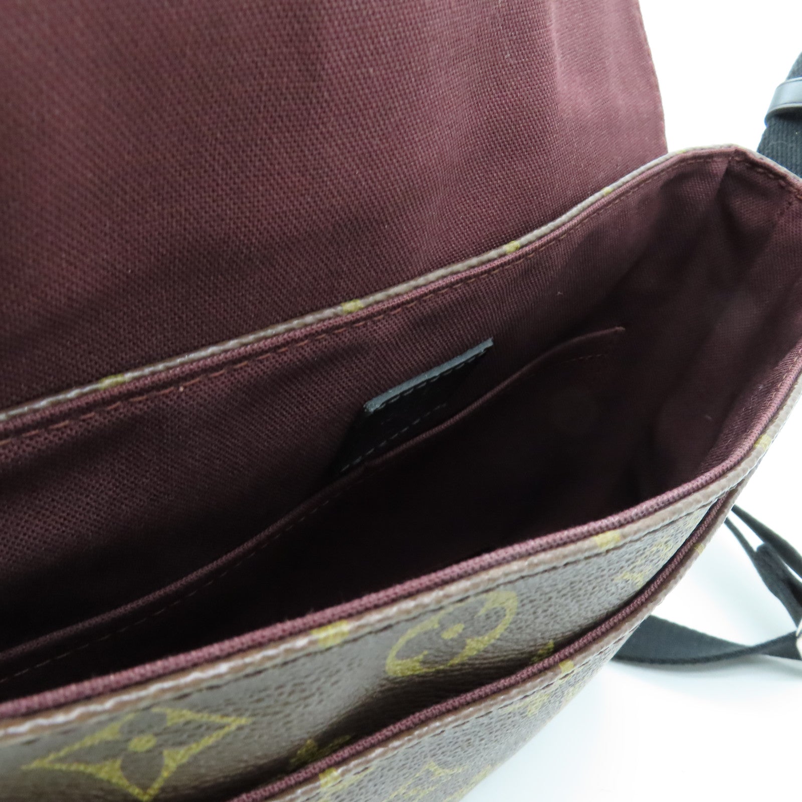 LOUIS VUITTON Monogram District PM銀扣肩背袋棕色