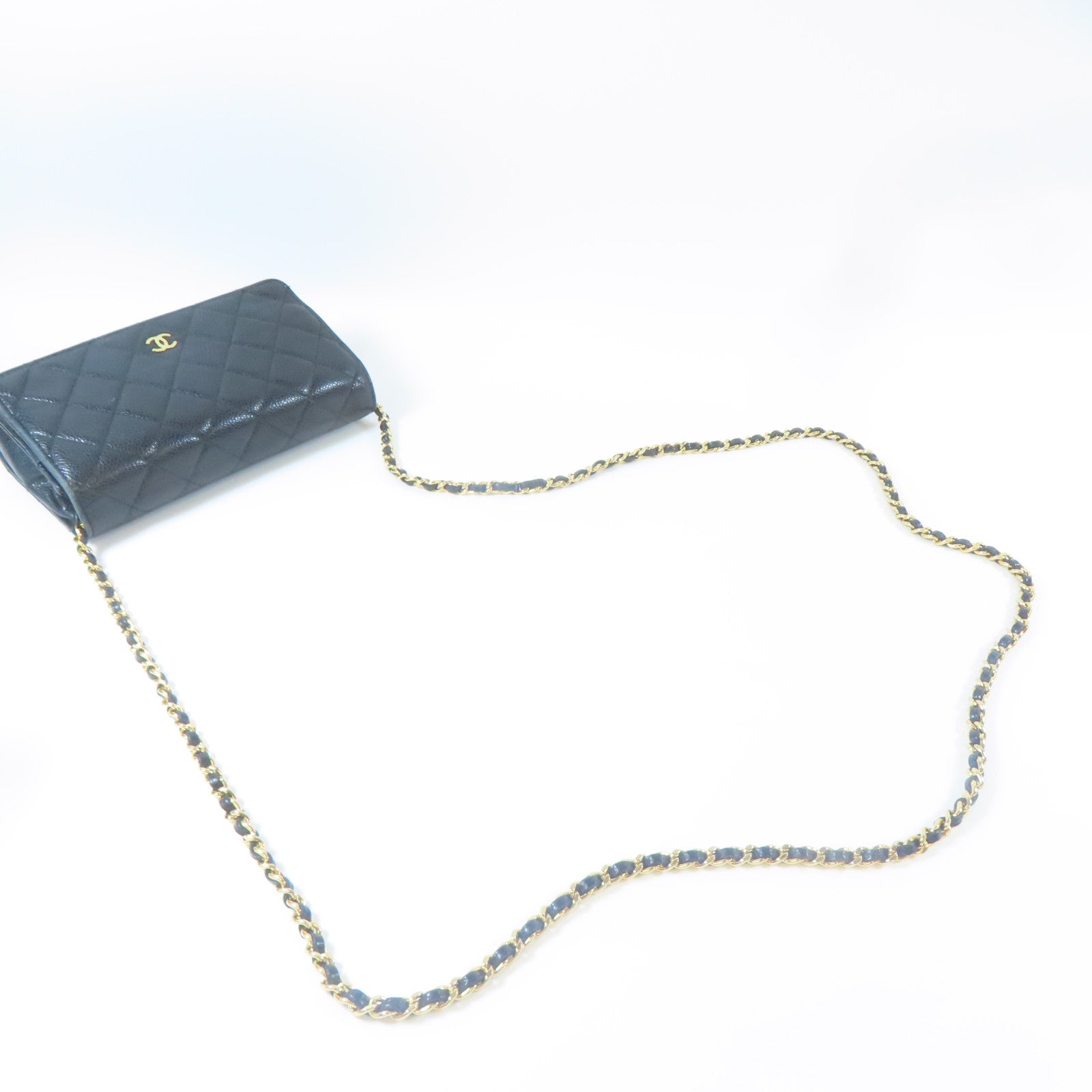 CHANEL 菱格Caviar皮革Wallet On Chain金扣鏈帶肩背袋黑色