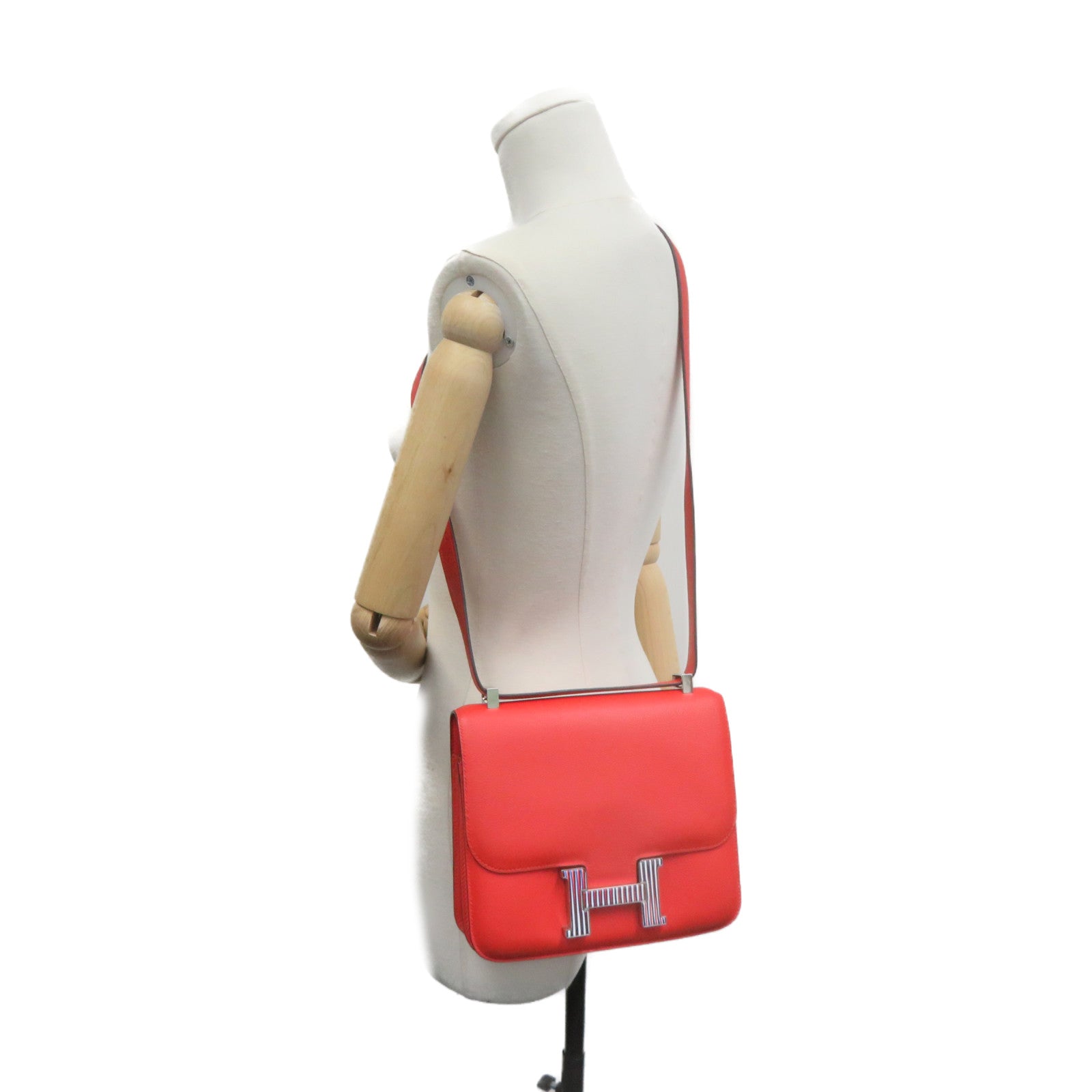HERMES 【激减优惠】Swift皮革Constance 24 Shoulder Bag银扣肩背袋红色