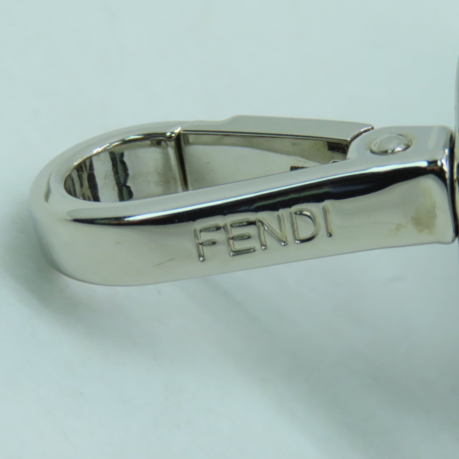 FENDI 牛皮皮革Shoulder Strap肩背带灰色彩色