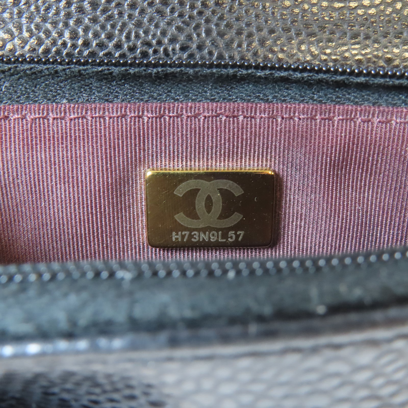 CHANEL 菱格Caviar皮革Wallet On Chain金扣鏈帶肩背袋黑色