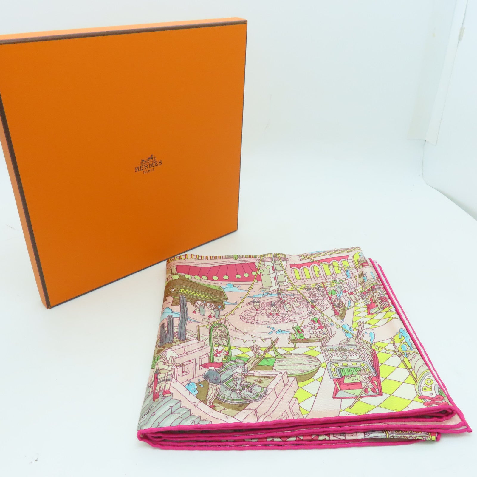HERMES 絲質Scarf 90x90絲巾粉紅色/多色
