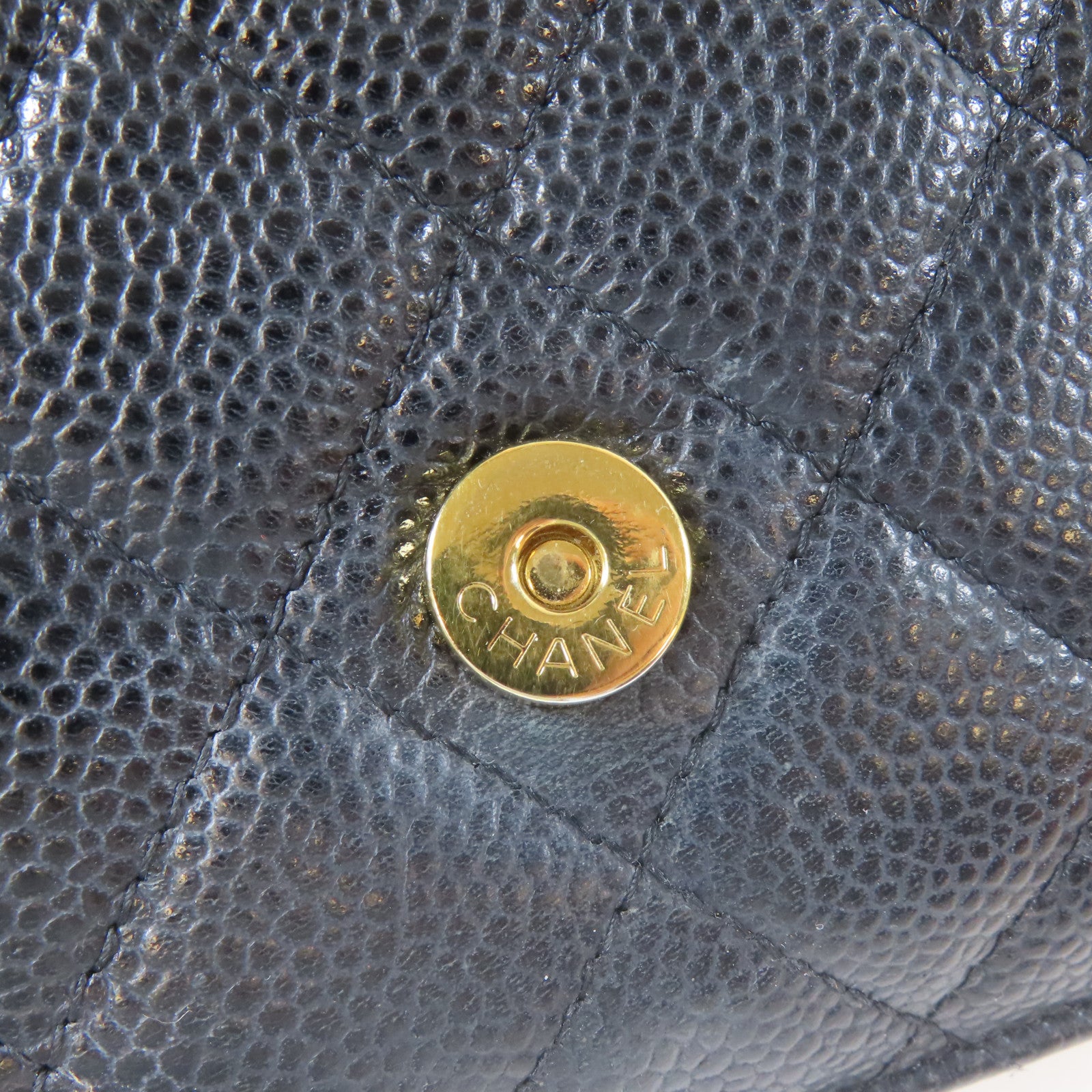 CHANEL 菱格Caviar皮革Wallet On Chain金扣鏈帶肩背袋黑色