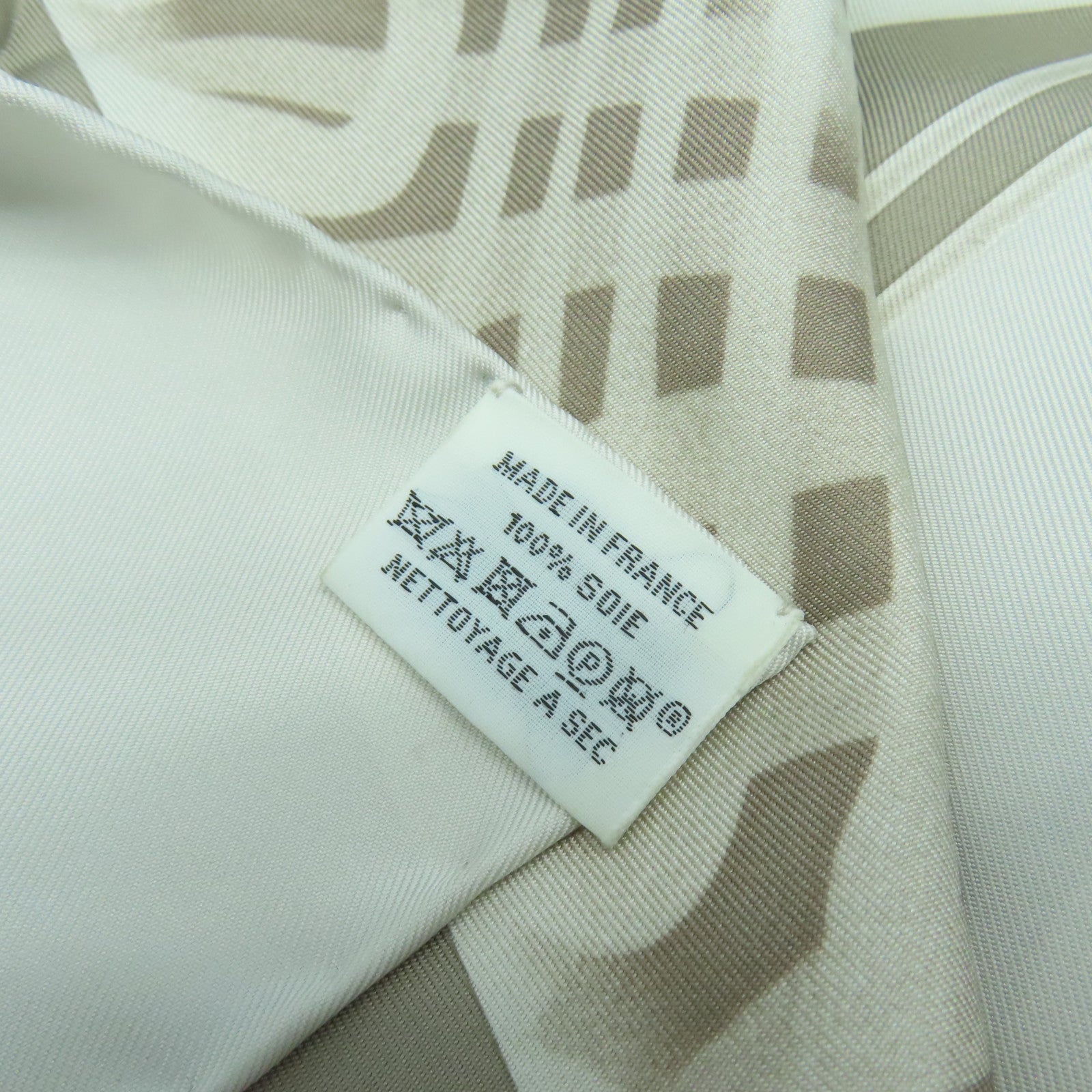 HERMES 絲質Scarf圍巾米色