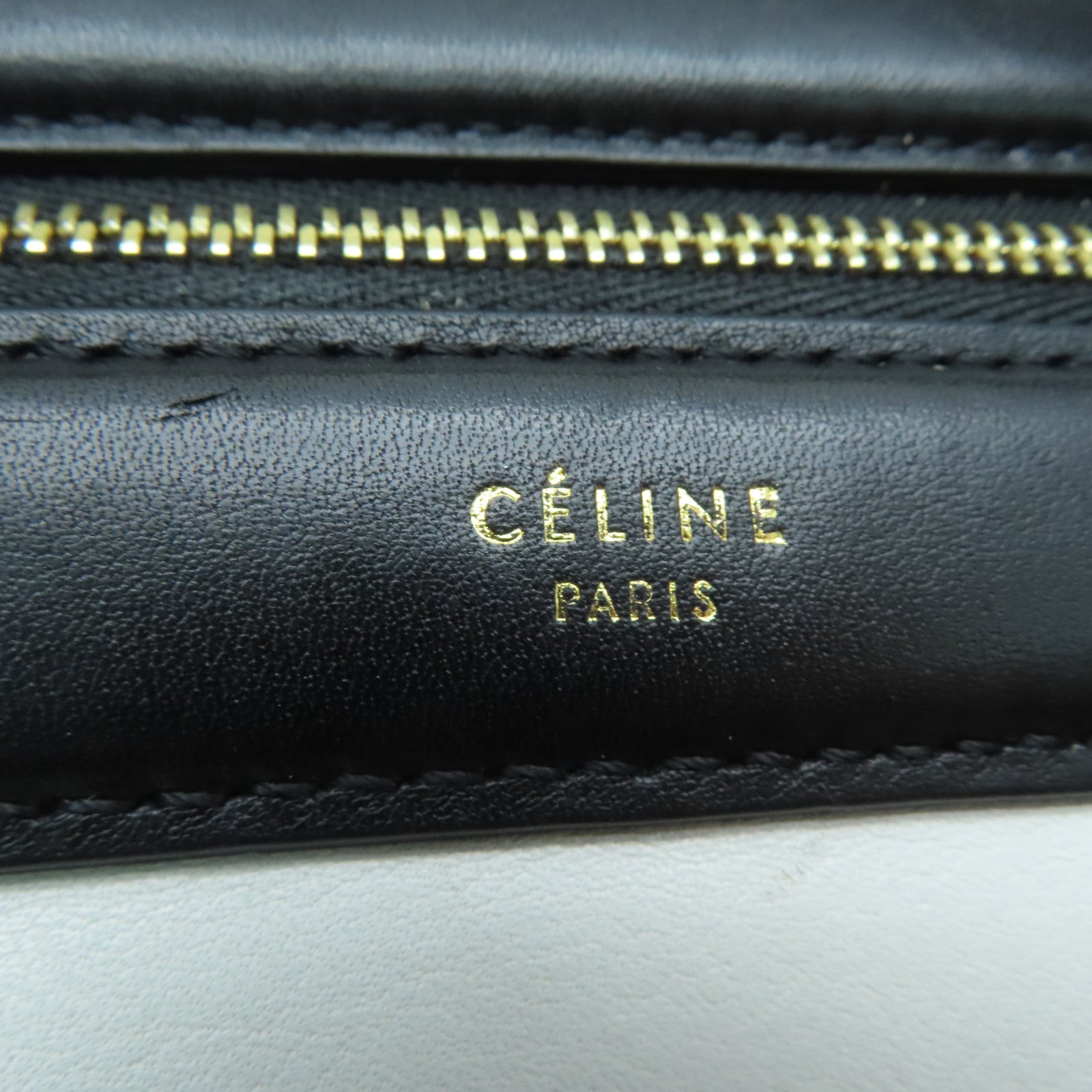 CELINE 牛皮皮革Long Frame Bag金扣手挽袋白色/黑色