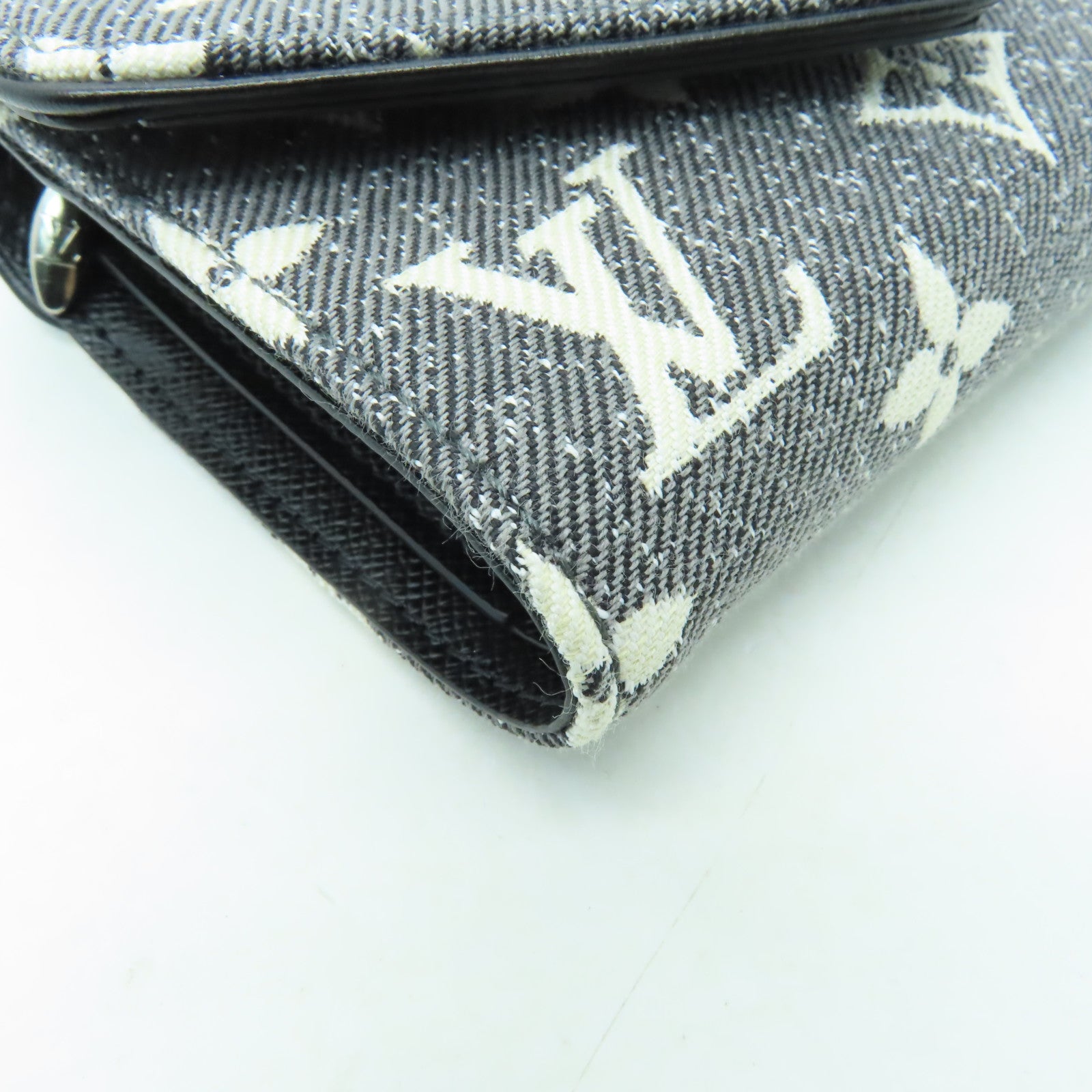 LOUIS VUITTON Monogram Jacquard Denim/皮革Victorine Wallet銀扣錢包灰色