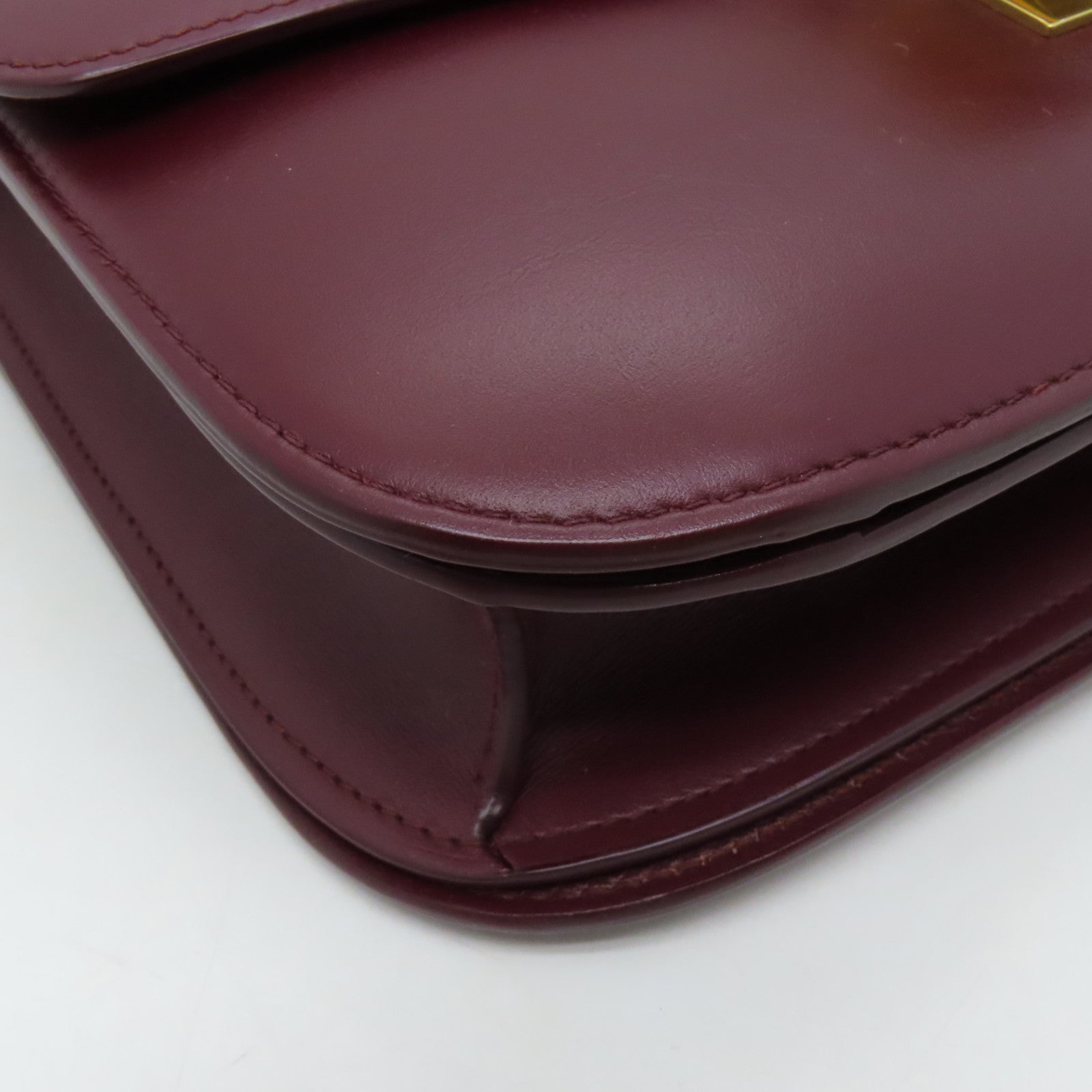 CELINE 牛皮皮革Classic Box金扣肩背袋酒紅色