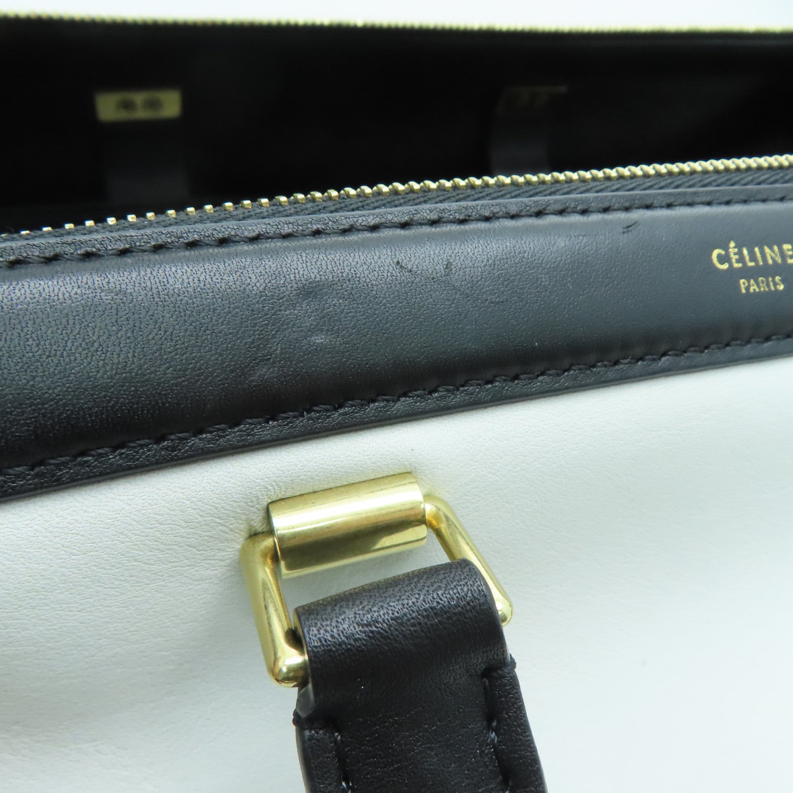 CELINE 牛皮皮革Long Frame Bag金扣手挽袋白色/黑色