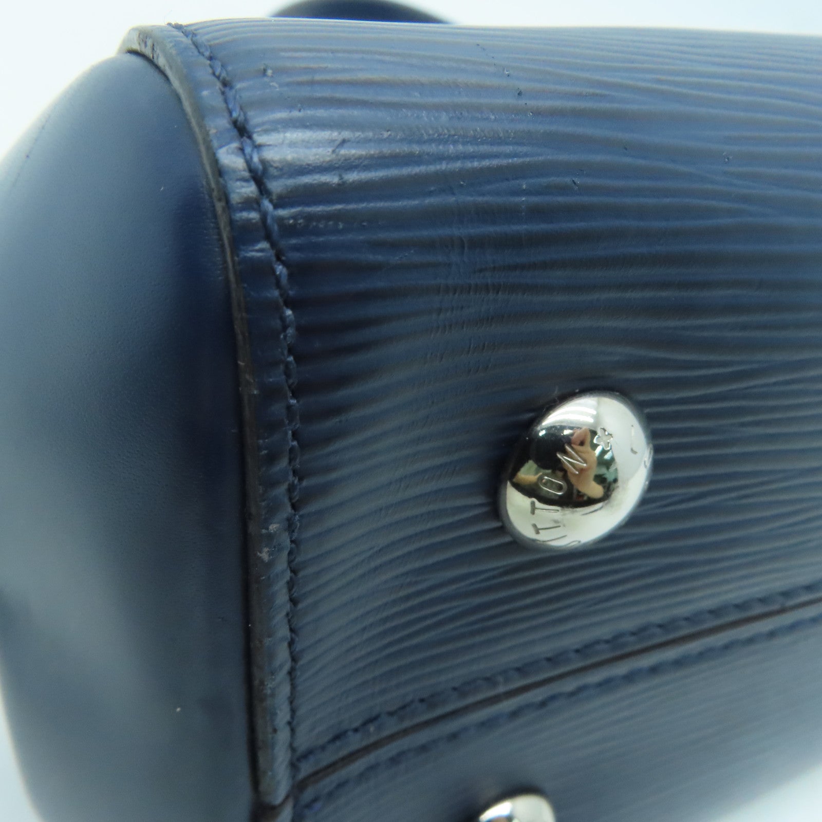 LOUIS VUITTON [Sharp Discount] Epi Cluny MM Silver Buckle Chain Shoulder Bag Blue