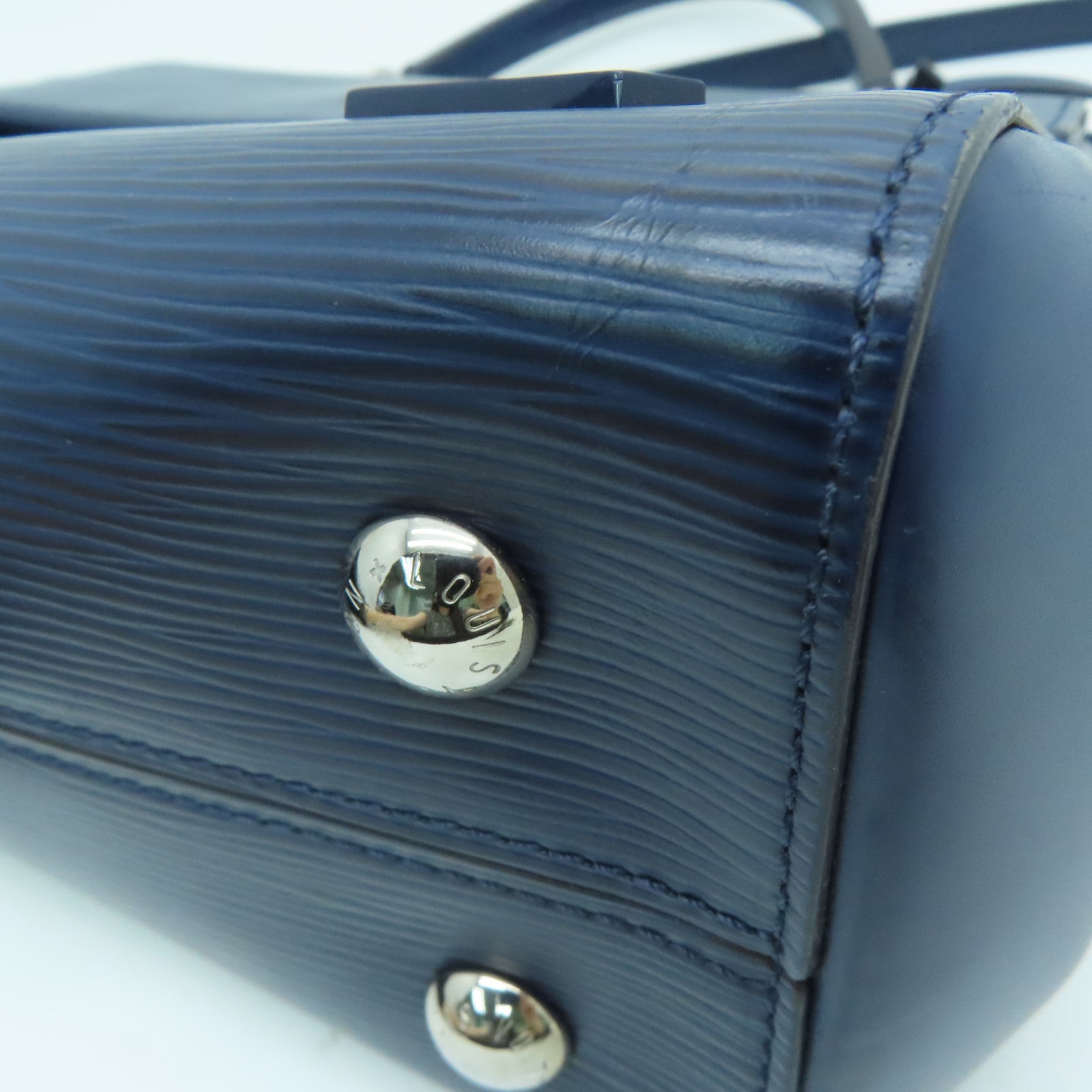 LOUIS VUITTON [Sharp Discount] Epi Cluny MM Silver Buckle Chain Shoulder Bag Blue