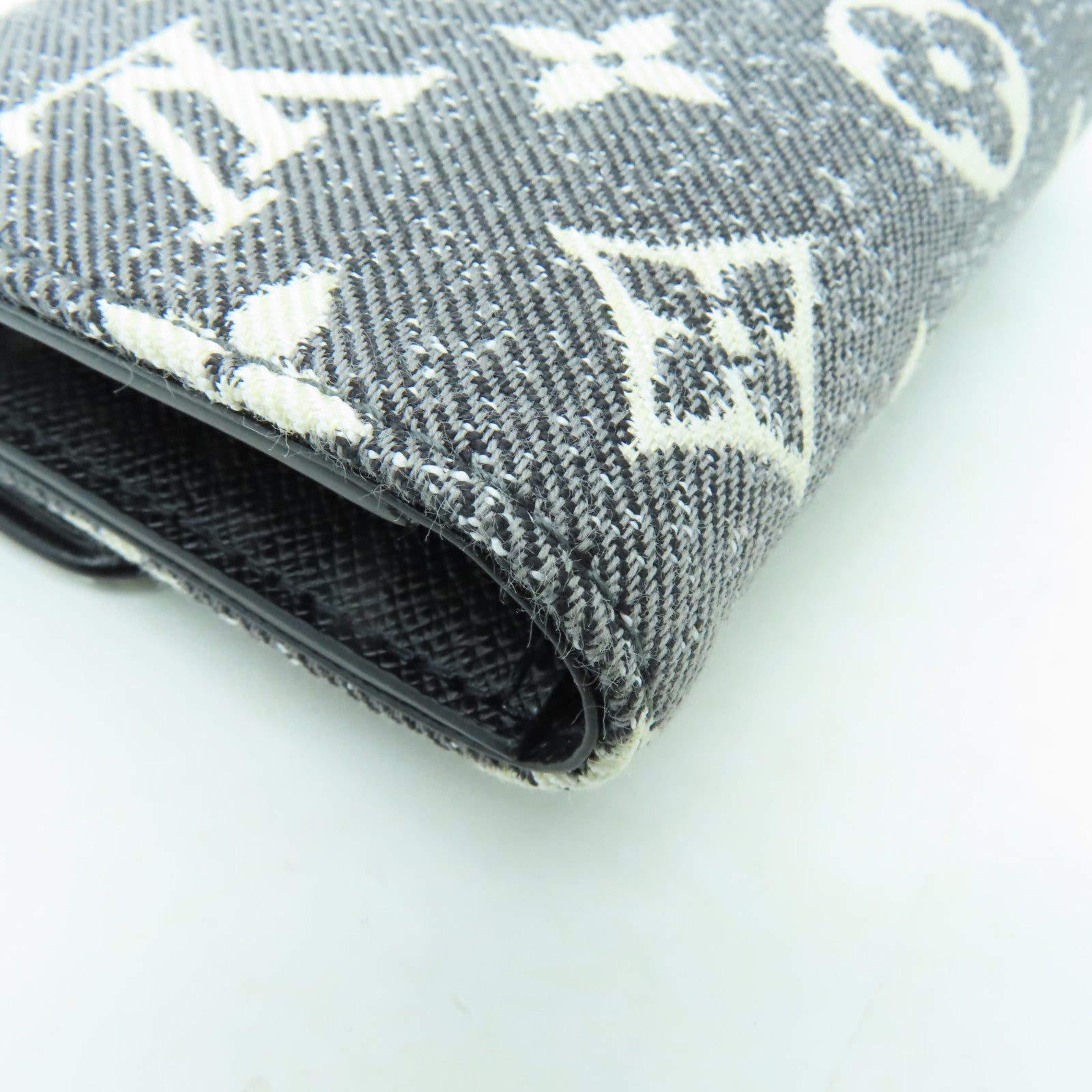 LOUIS VUITTON Monogram Jacquard Denim/皮革Victorine Wallet銀扣錢包灰色