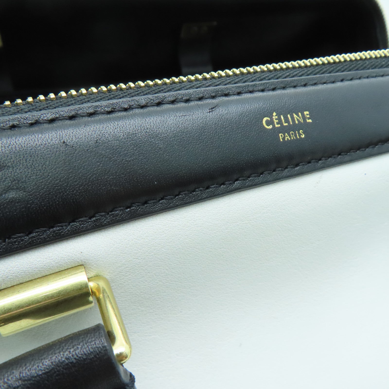 CELINE 牛皮皮革Long Frame Bag金扣手挽袋白色/黑色