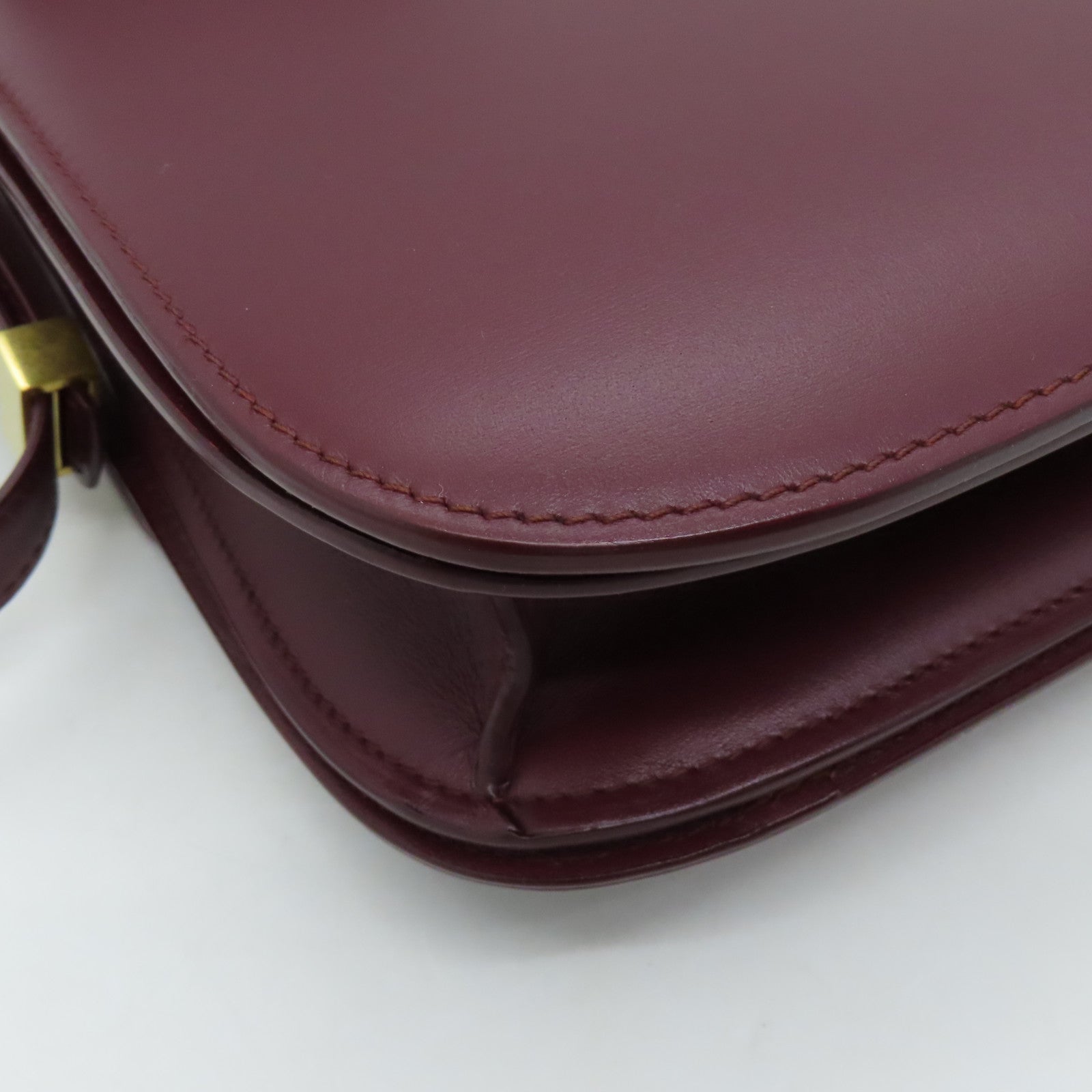 CELINE 牛皮皮革Classic Box金扣肩背袋酒紅色