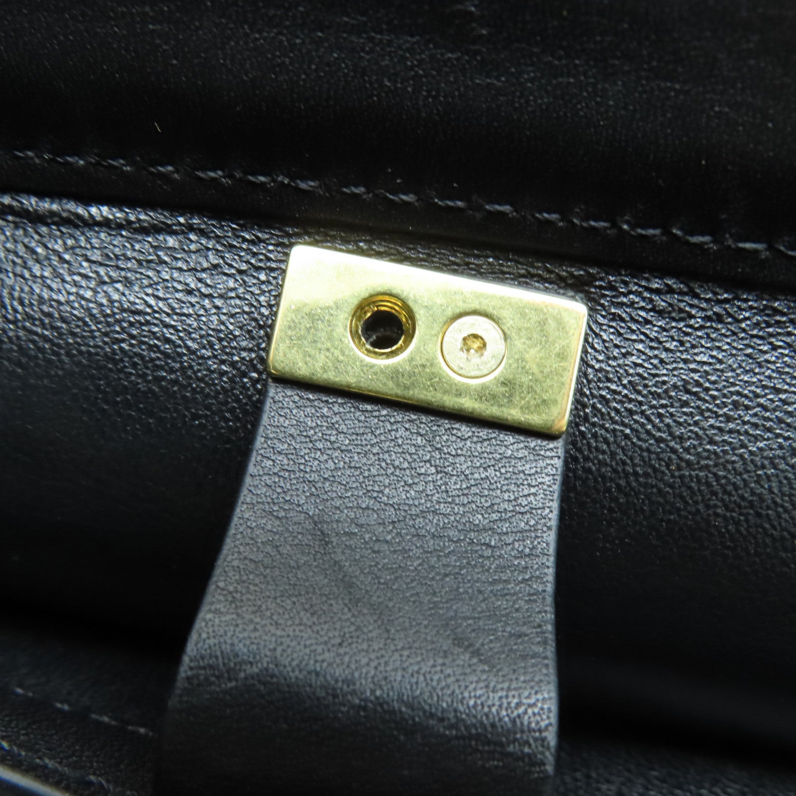 CELINE 牛皮皮革Long Frame Bag金扣手挽袋白色/黑色