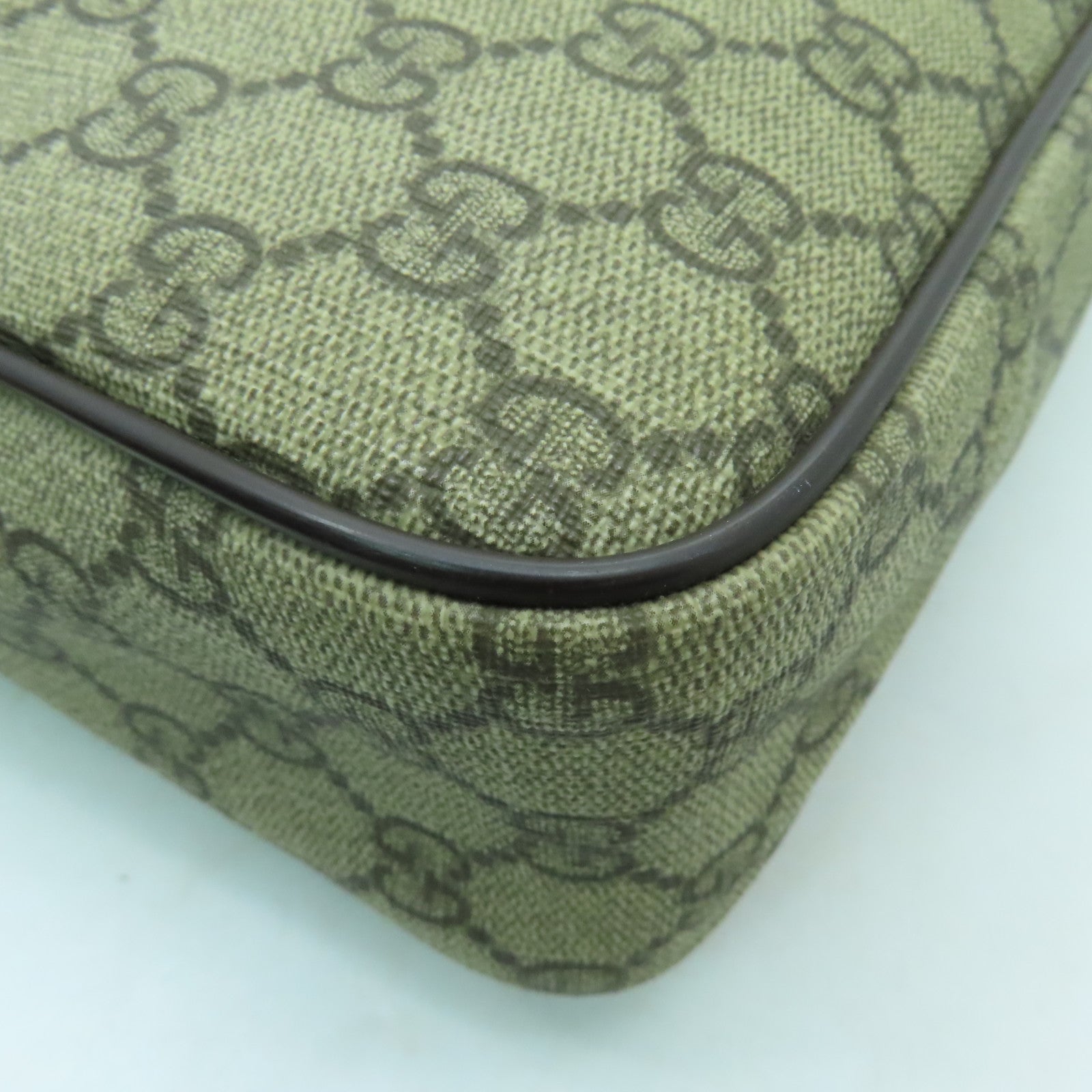 GUCCI 塗層帆布Shoulder Bag金扣肩背袋啡色