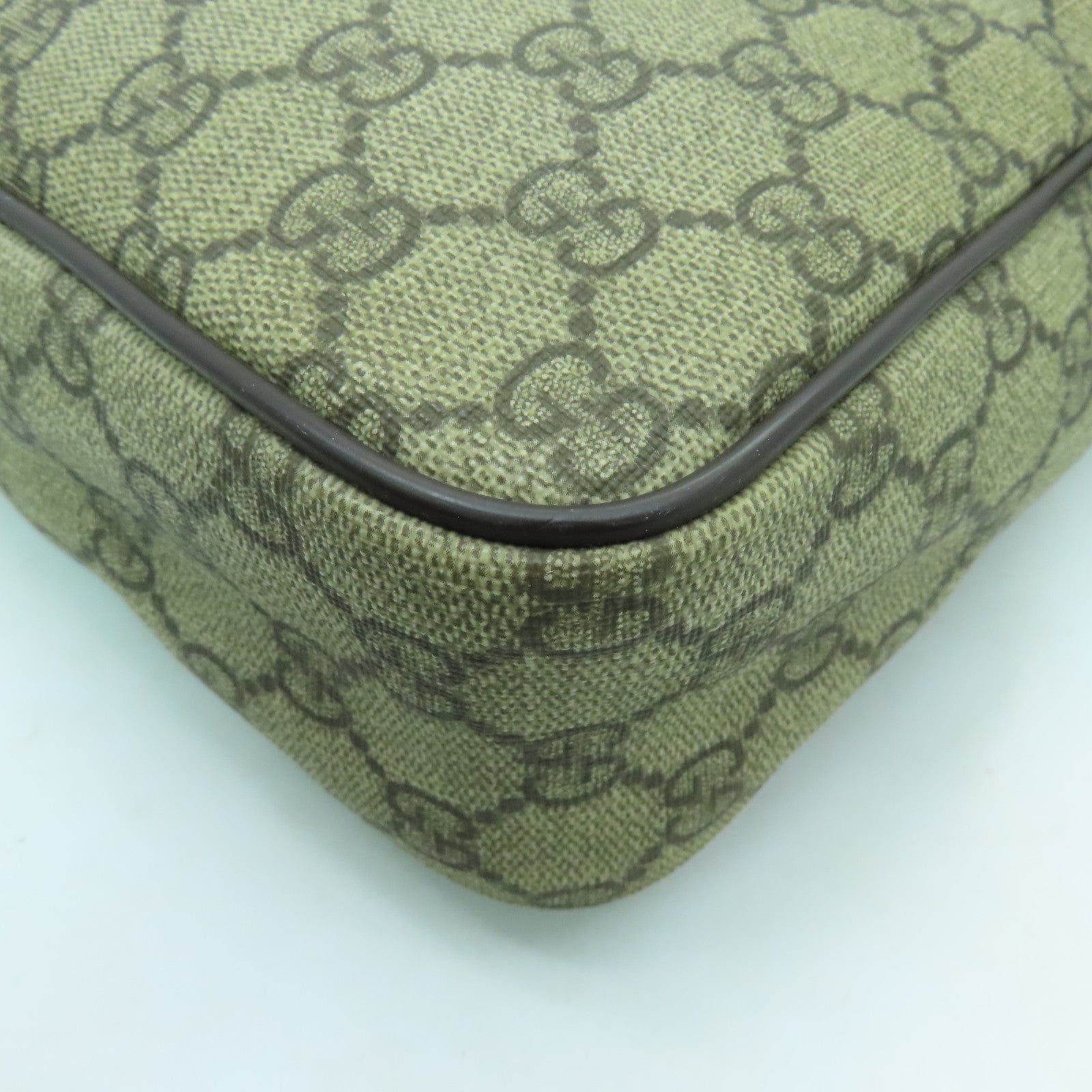 GUCCI 塗層帆布Shoulder Bag金扣肩背袋啡色